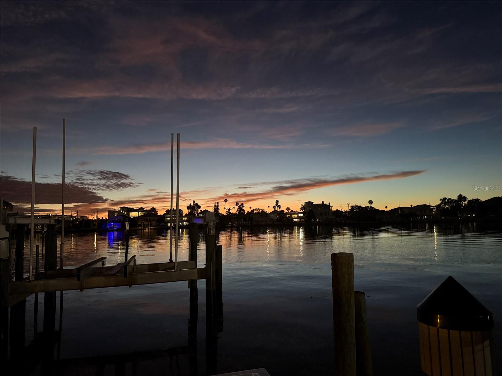 Image 27 of 27 For 670 Island Way 1006