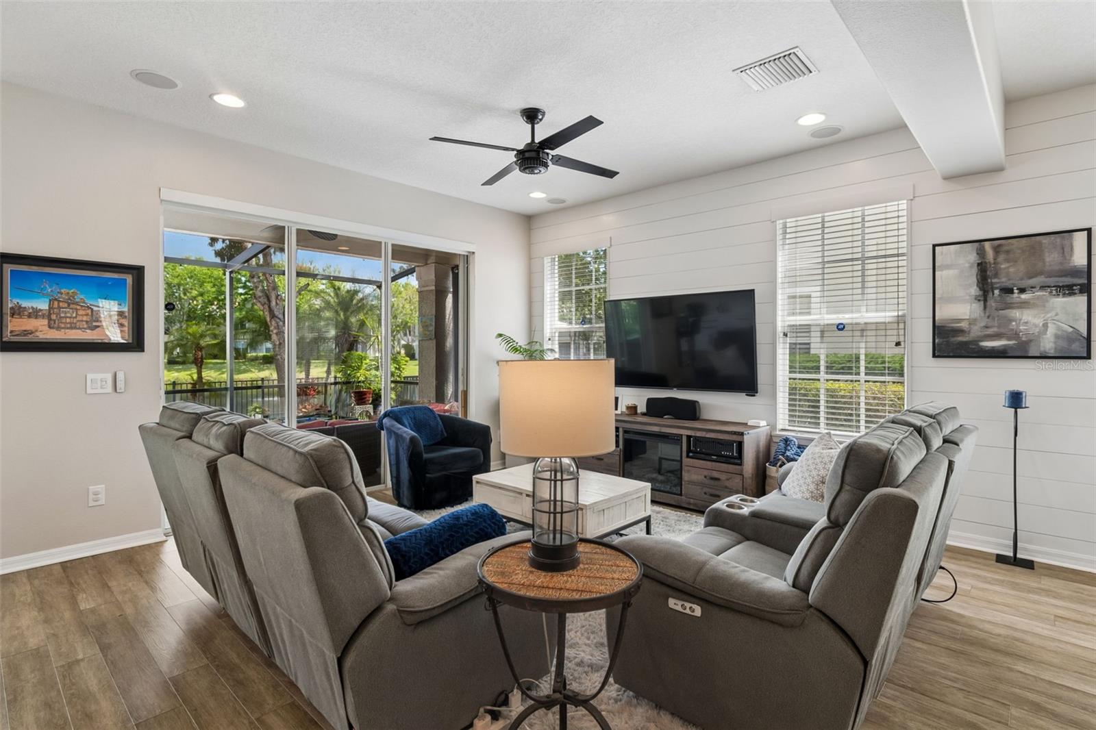 Image 8 of 39 For 14438 Mirabelle Vista Circle