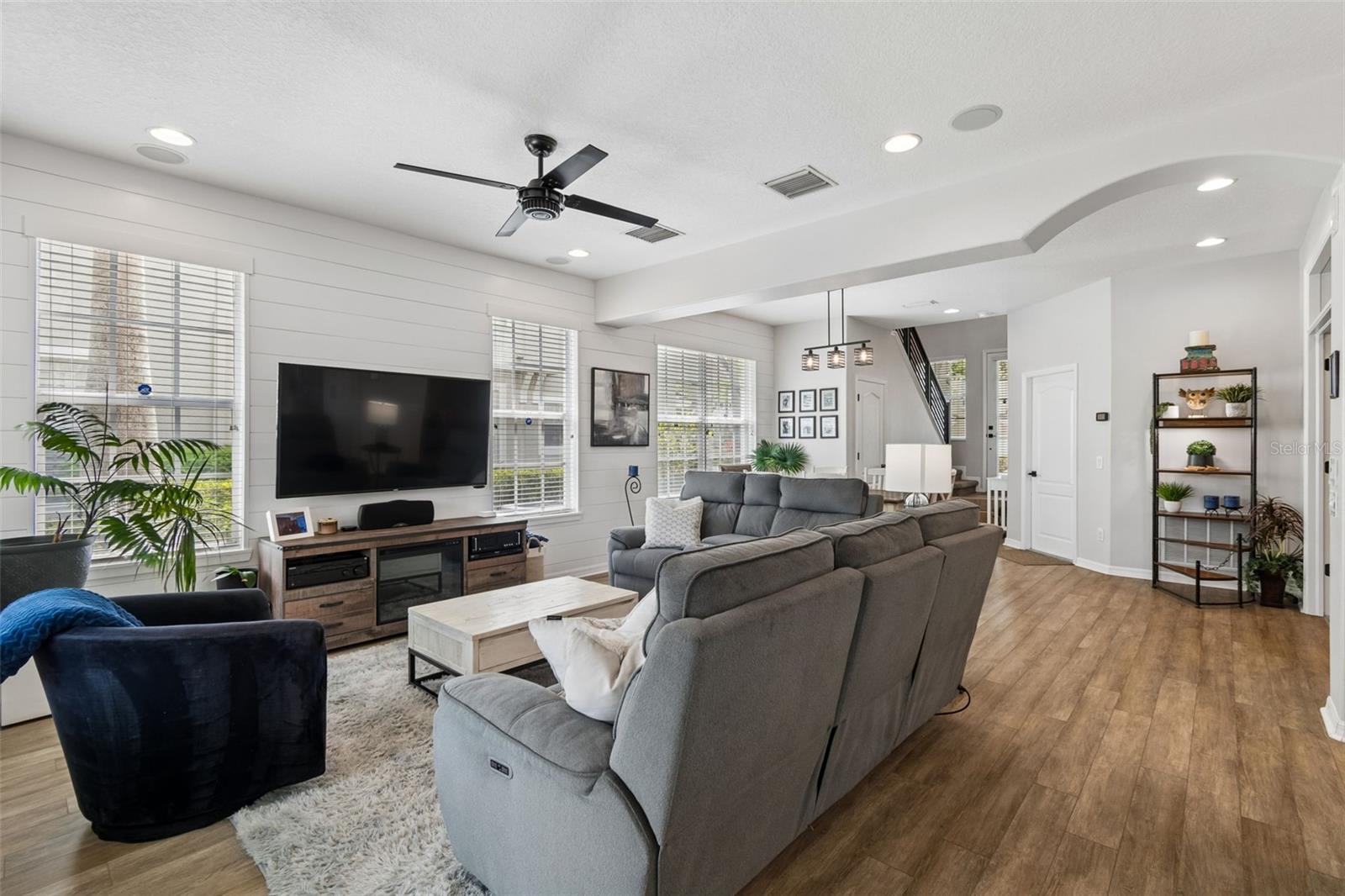 Image 9 of 39 For 14438 Mirabelle Vista Circle