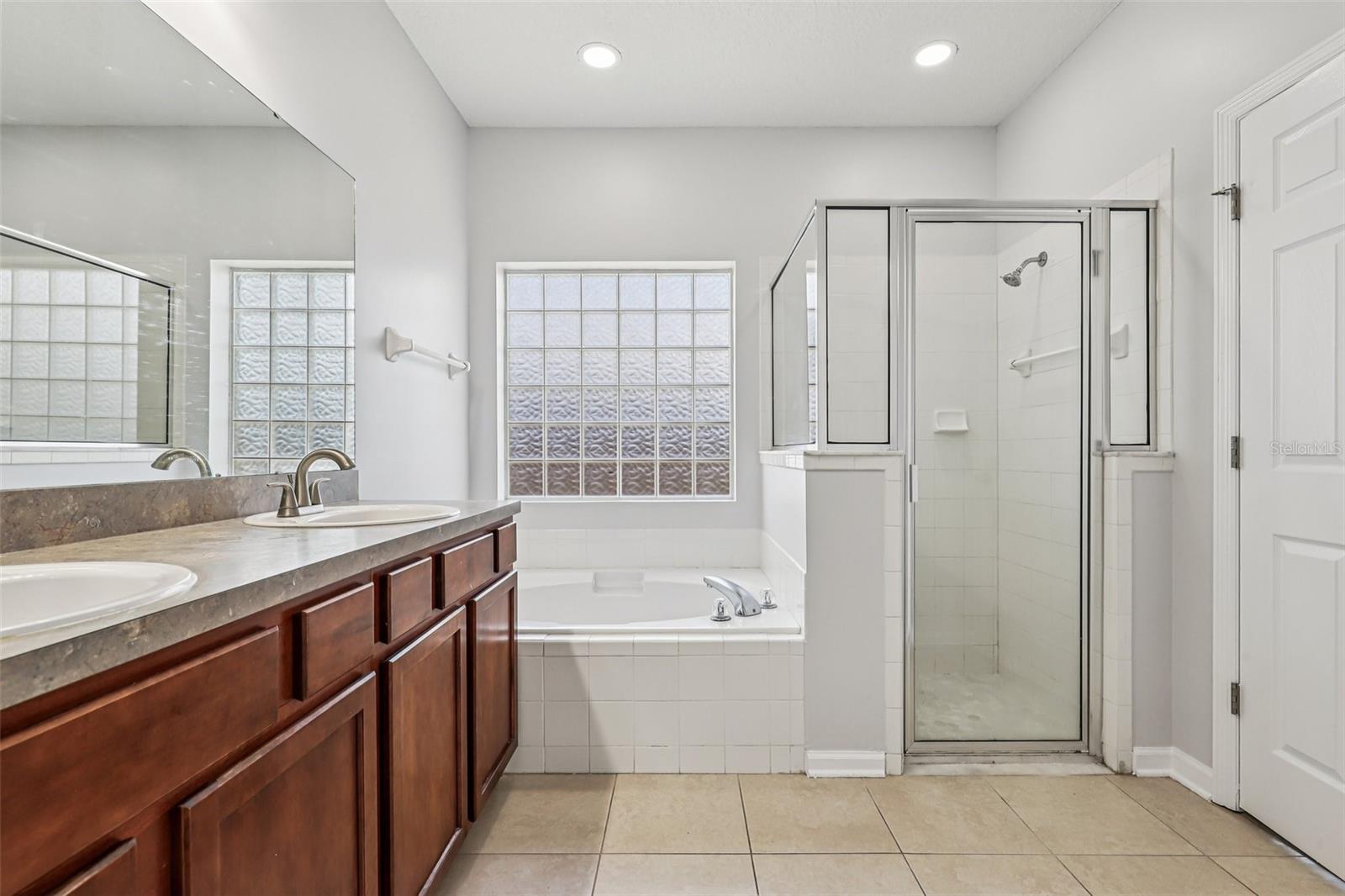 Image 24 of 40 For 5531 Huckleberry Trail S