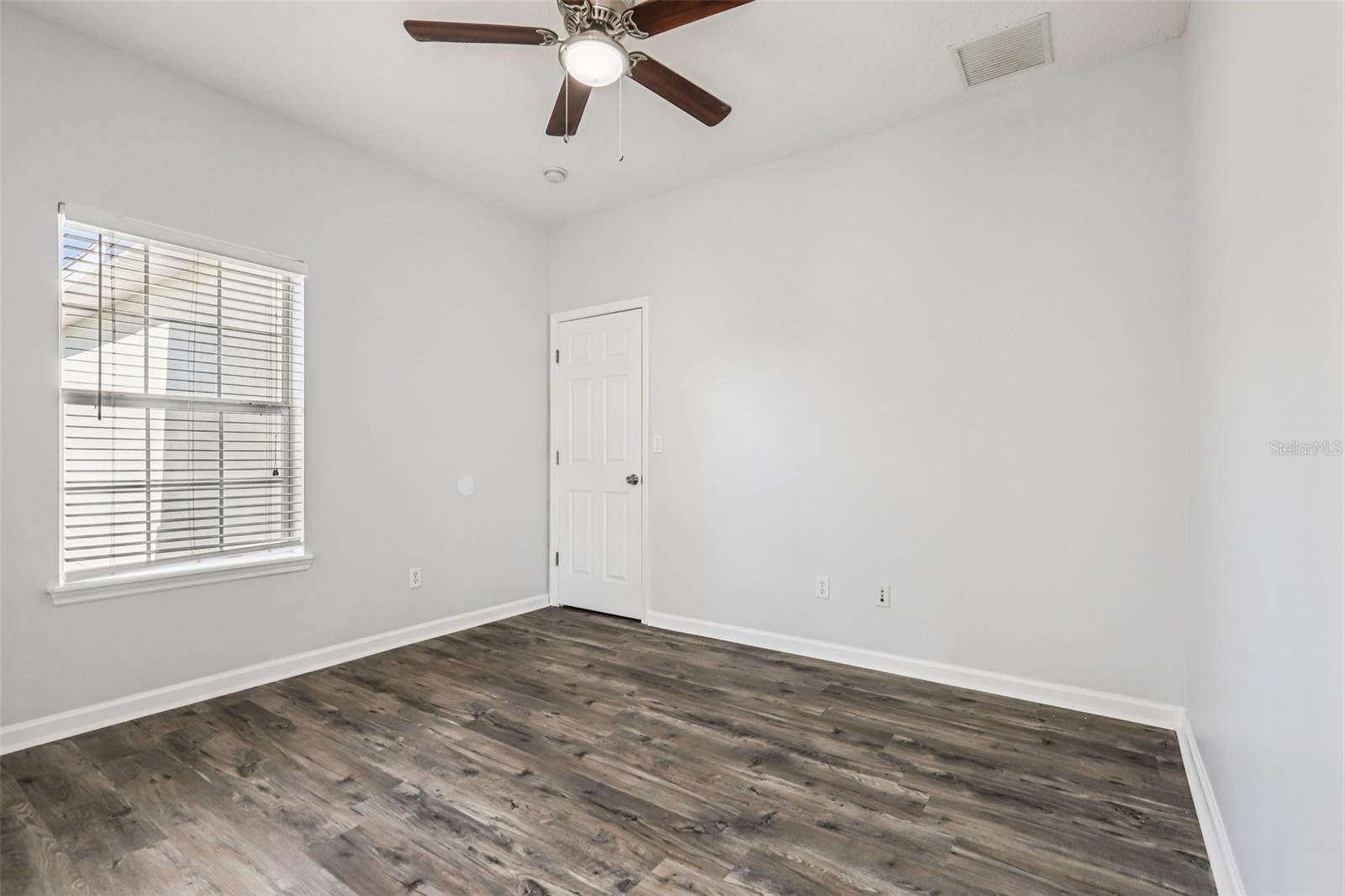 Image 32 of 40 For 5531 Huckleberry Trail S