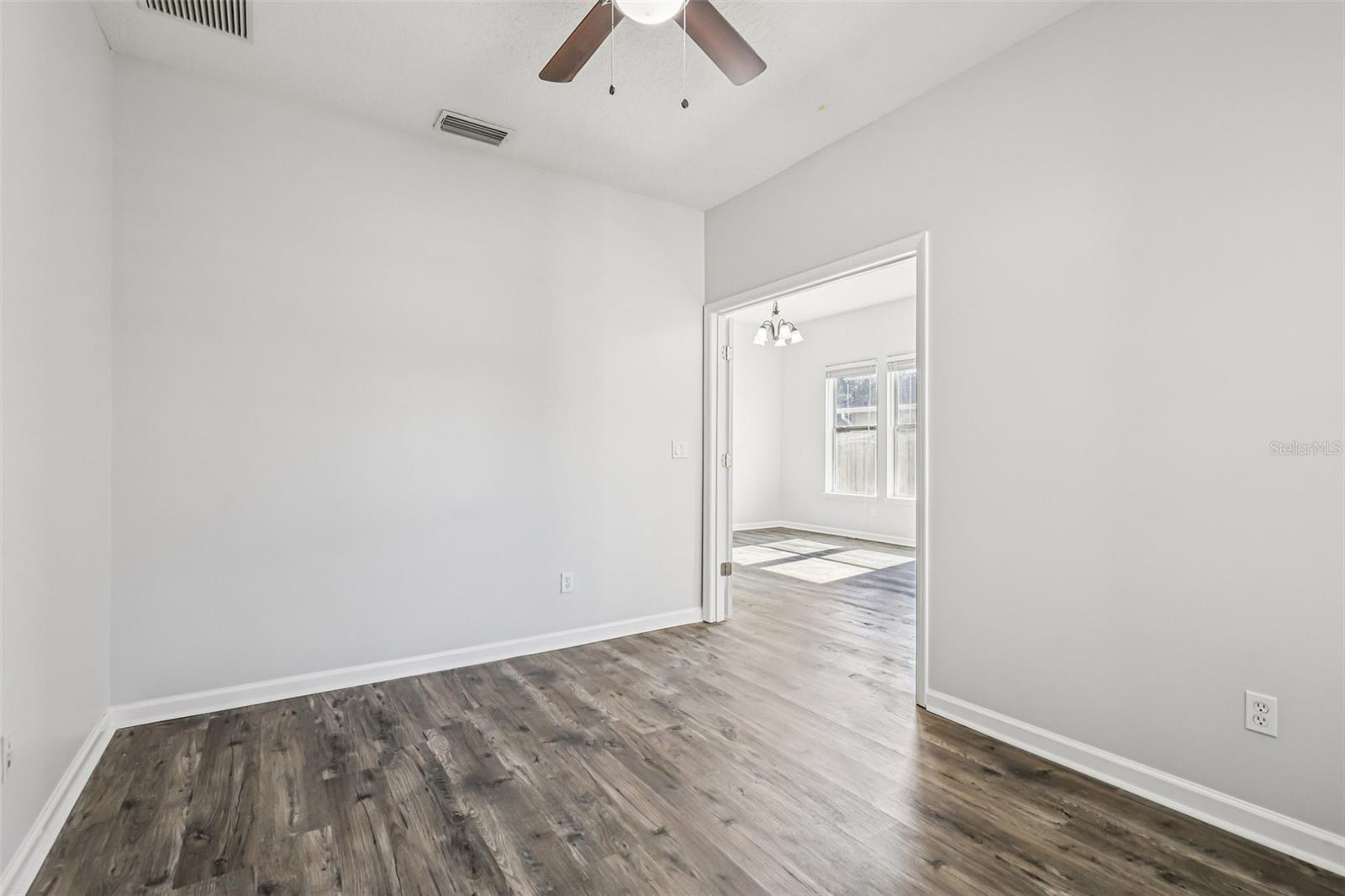 Image 33 of 40 For 5531 Huckleberry Trail S