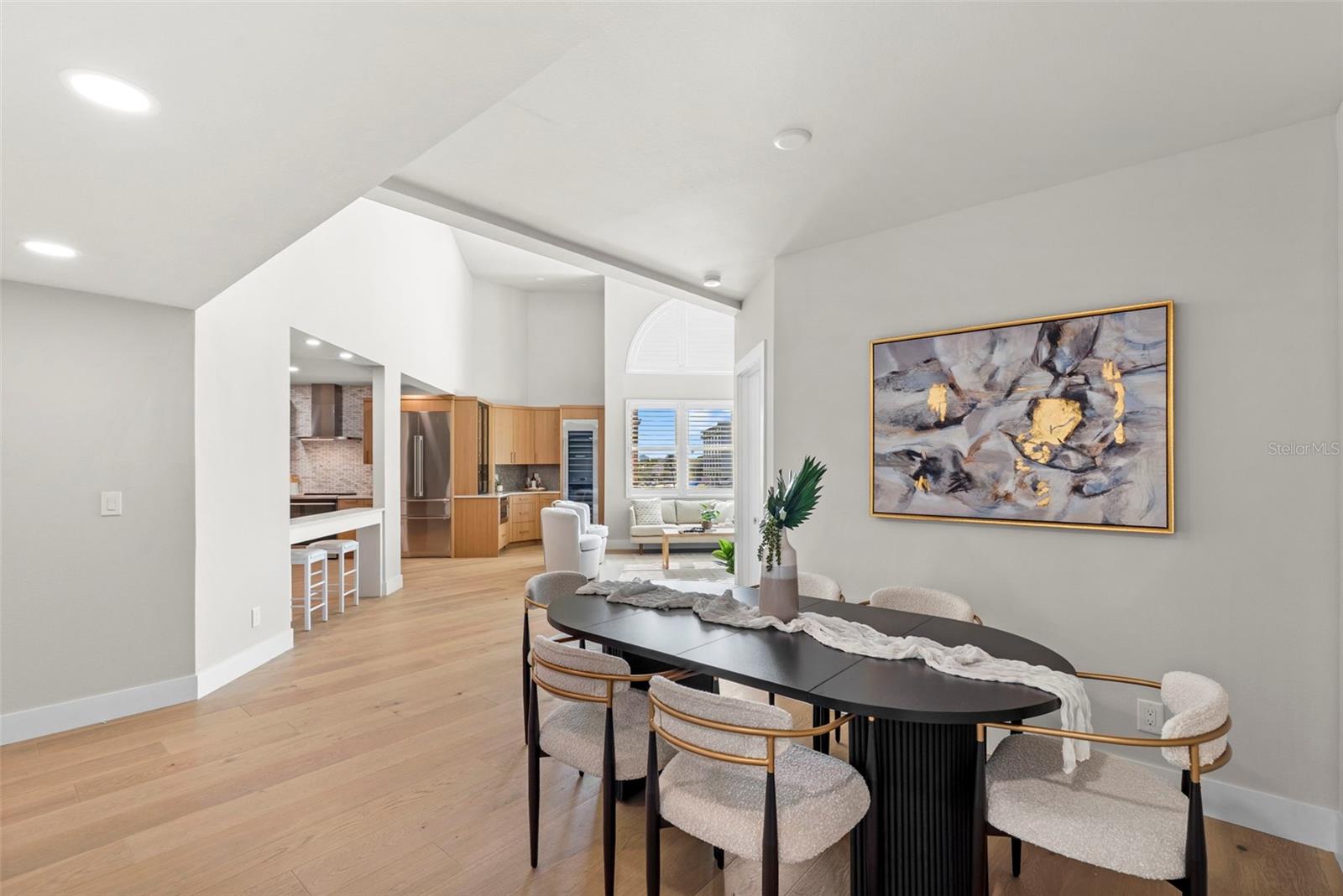 Image 18 of 50 For 943 Seddon Cove Way 943