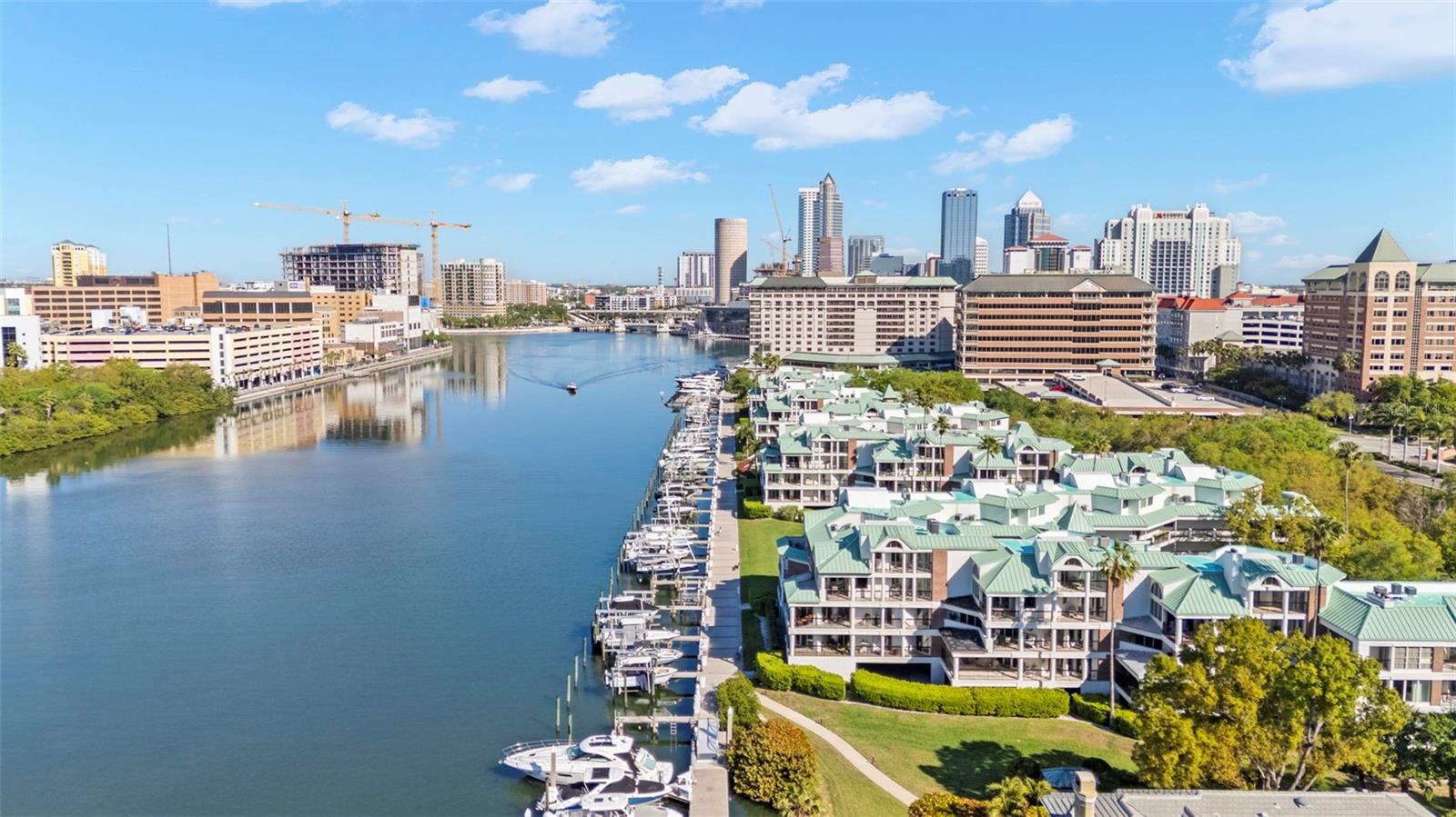 Image 48 of 50 For 943 Seddon Cove Way 943