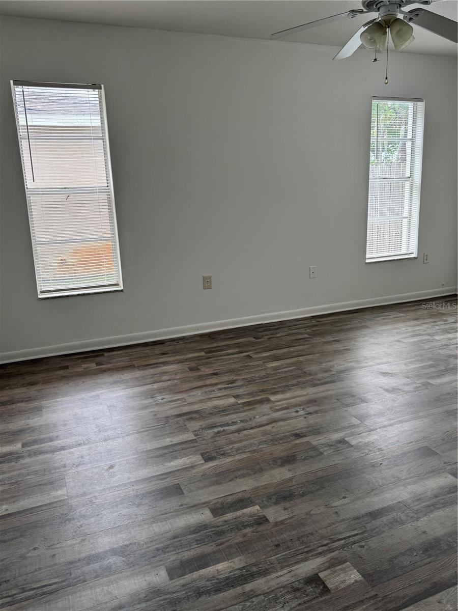 Image 12 of 26 For 2074 Dodge Street