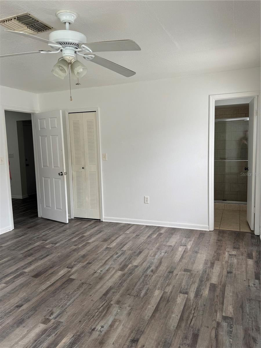 Image 13 of 26 For 2074 Dodge Street