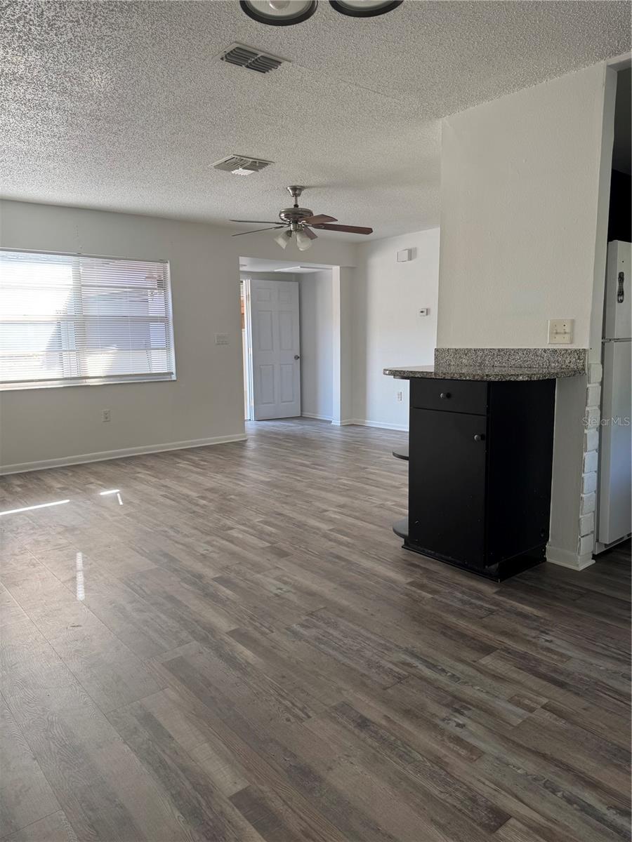 Image 6 of 26 For 2074 Dodge Street