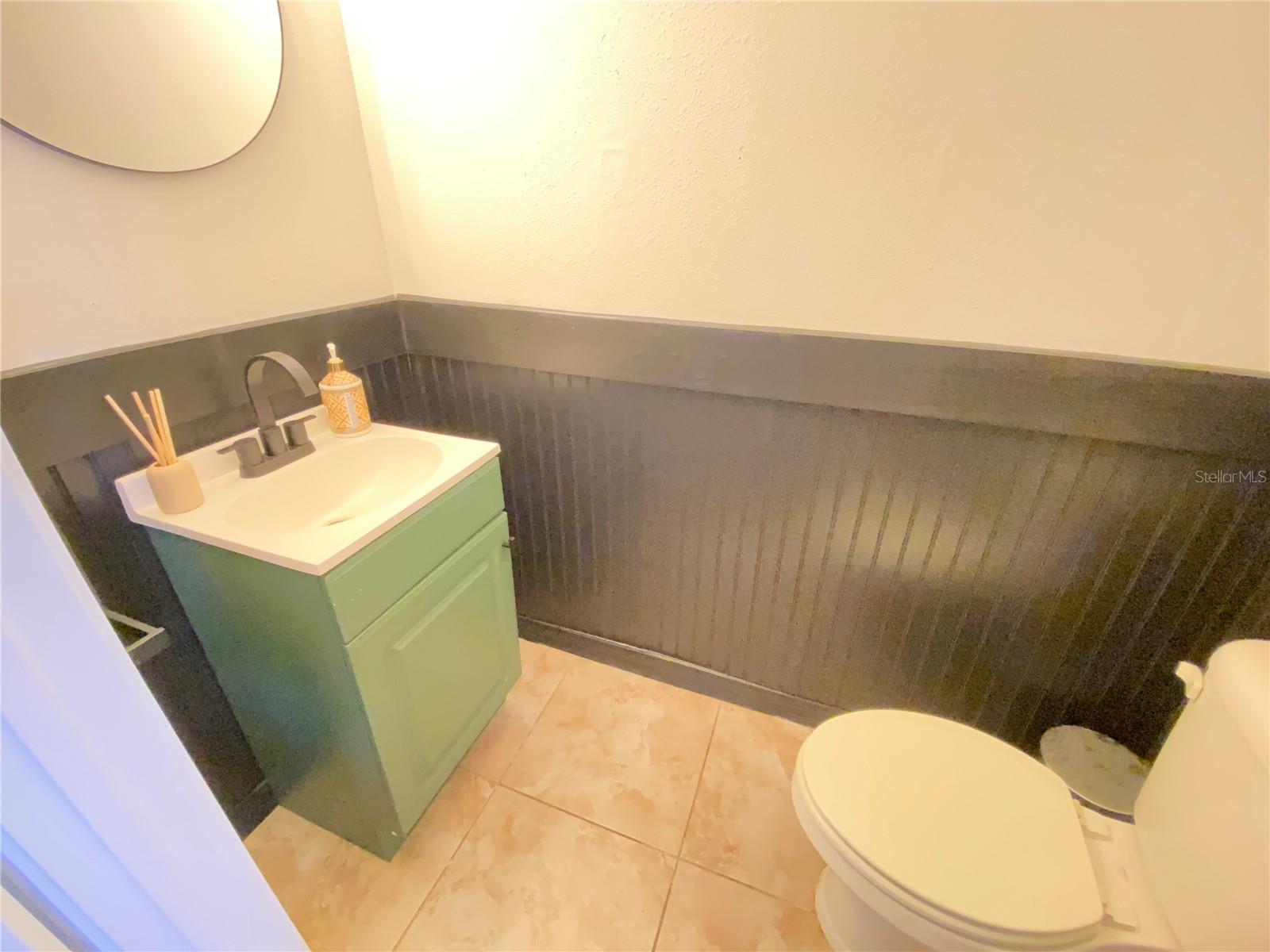 Image 18 of 42 For 12036 Greengate Drive