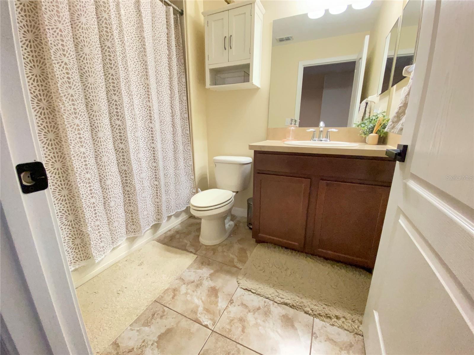 Image 35 of 42 For 12036 Greengate Drive