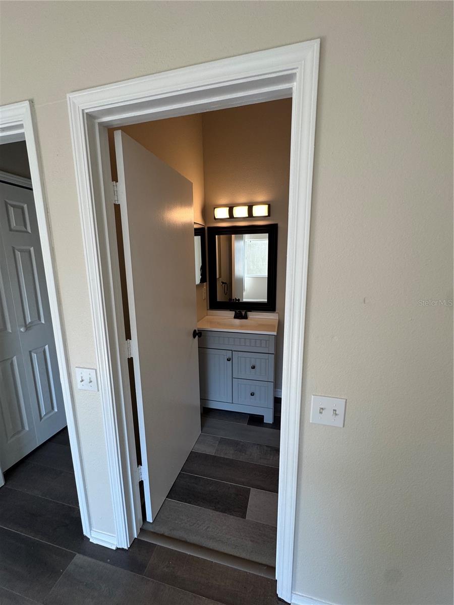 Listing photo id 16 for 1315 Standridge Drive