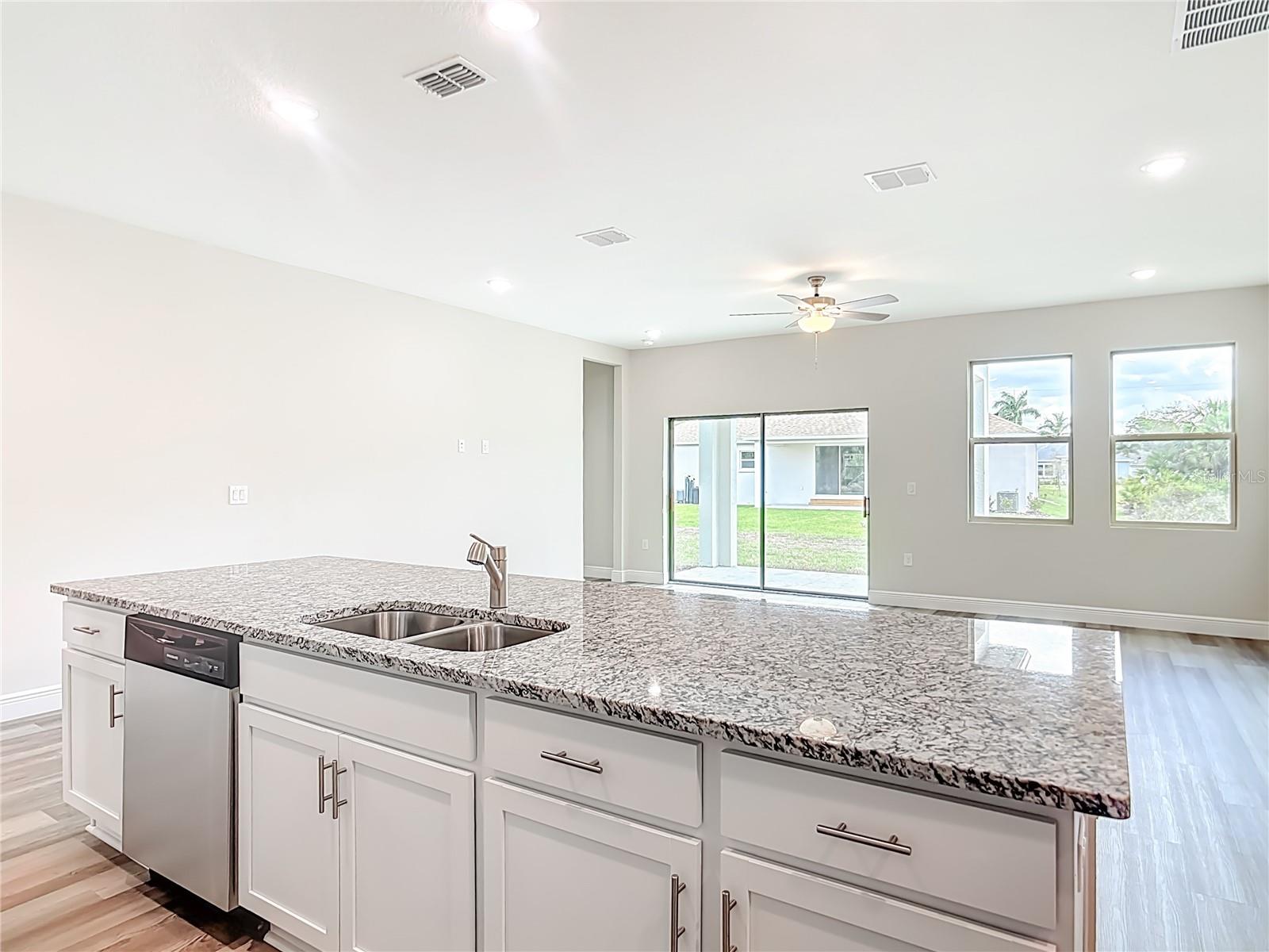 Image 39 of 74 For 5101 San Mateo Drive