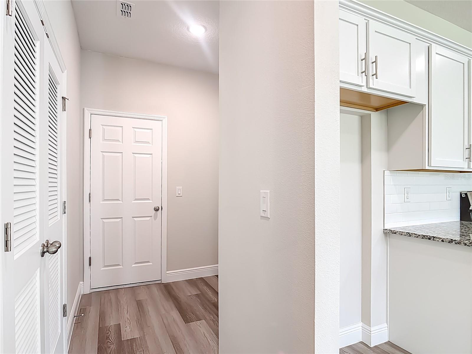 Image 41 of 74 For 5101 San Mateo Drive