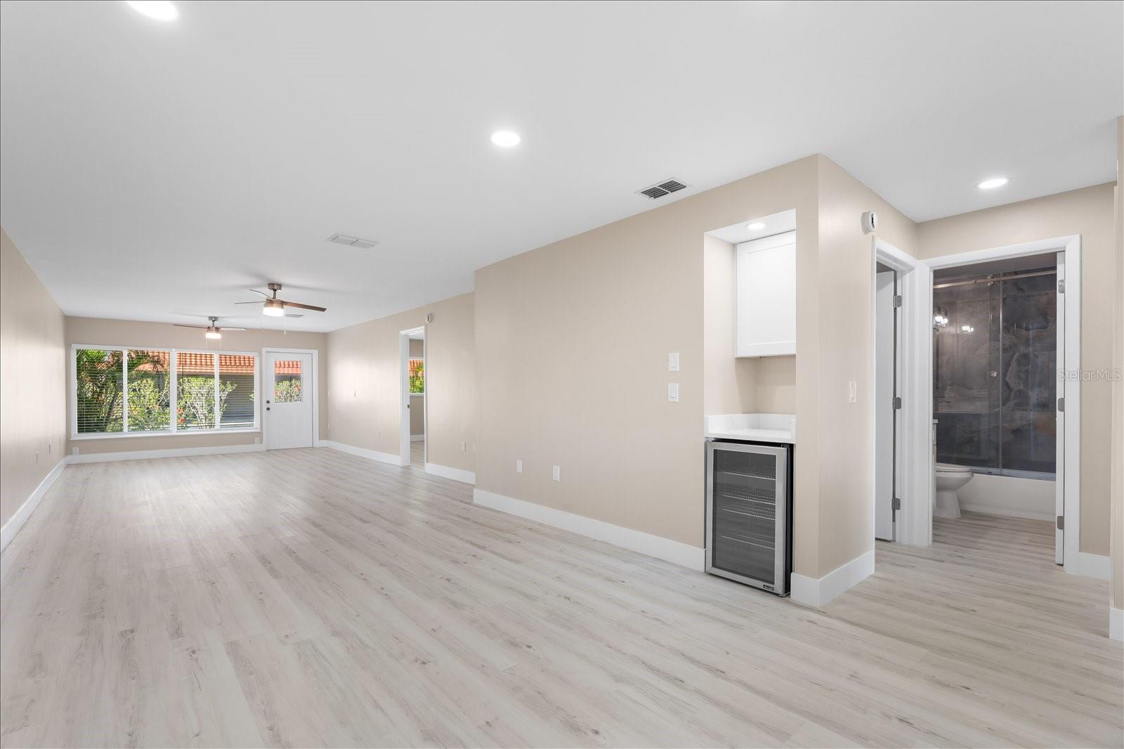 Image 10 of 54 For 19029 Us Highway 19 N 21e