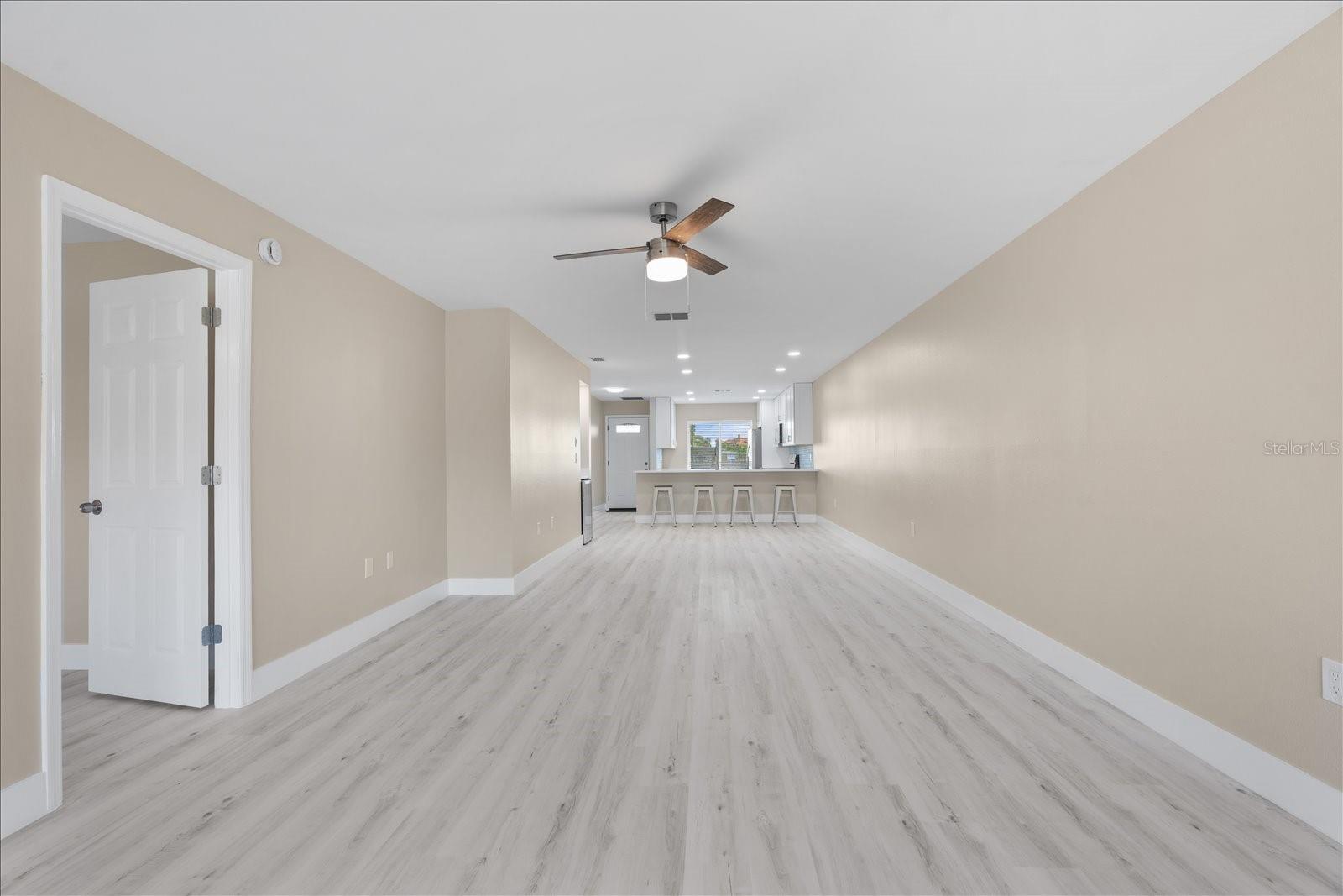 Image 12 of 54 For 19029 Us Highway 19 N 21e