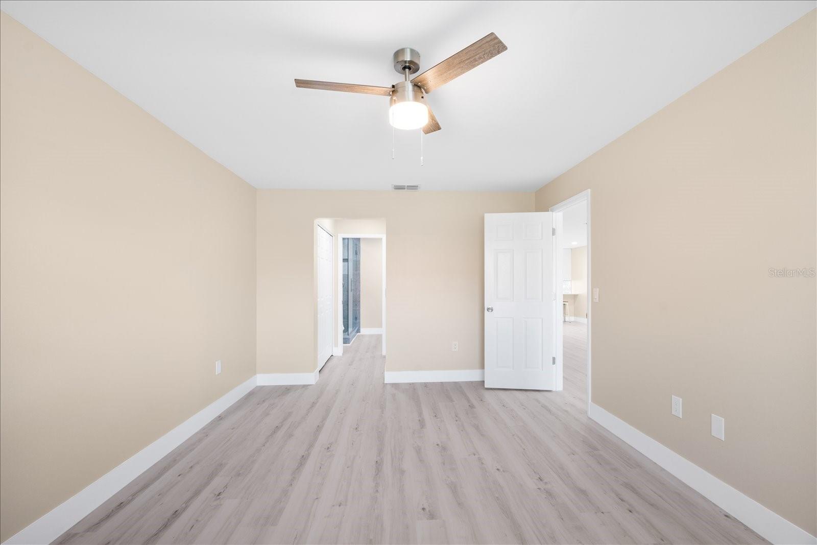 Image 27 of 54 For 19029 Us Highway 19 N 21e