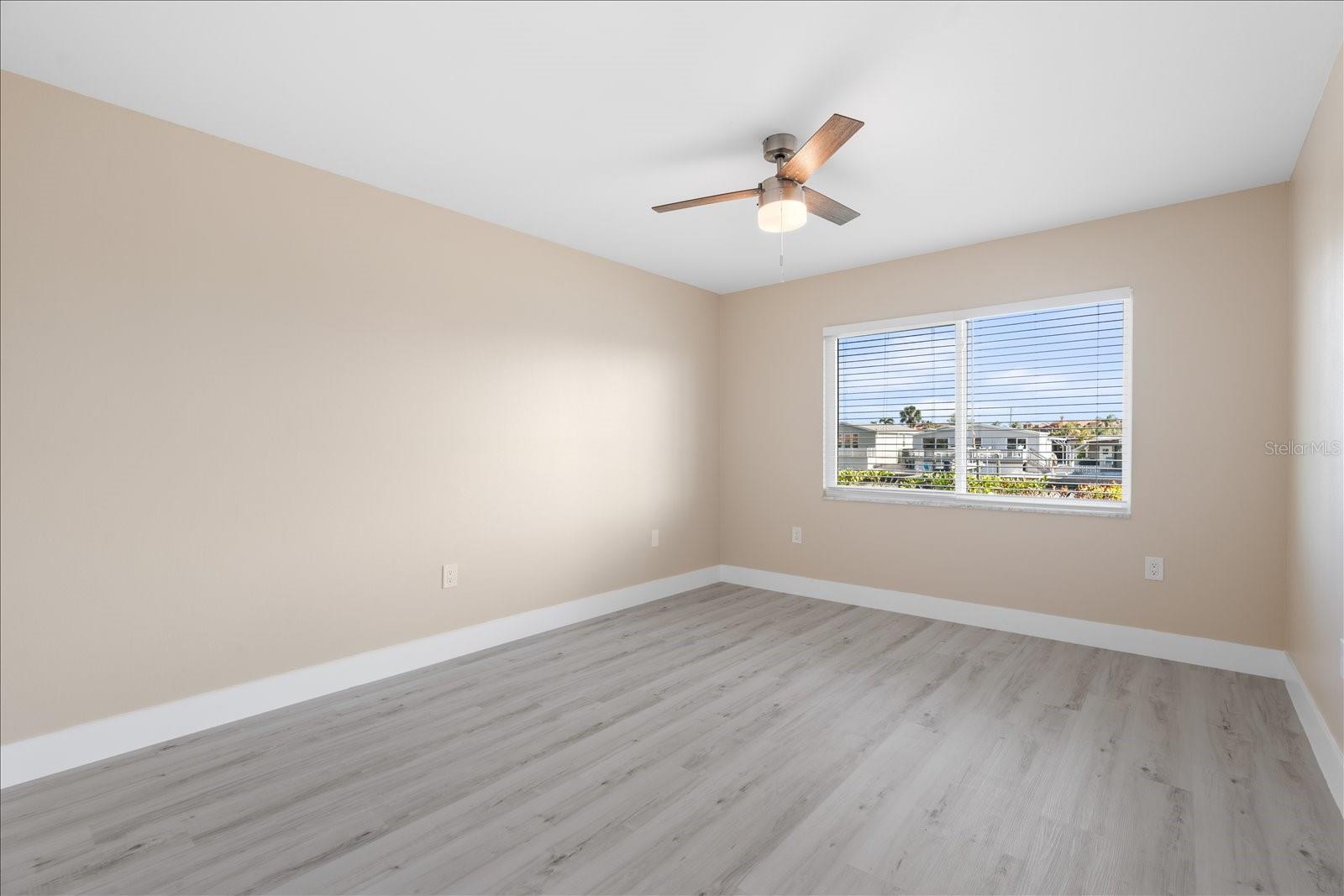 Image 31 of 54 For 19029 Us Highway 19 N 21e