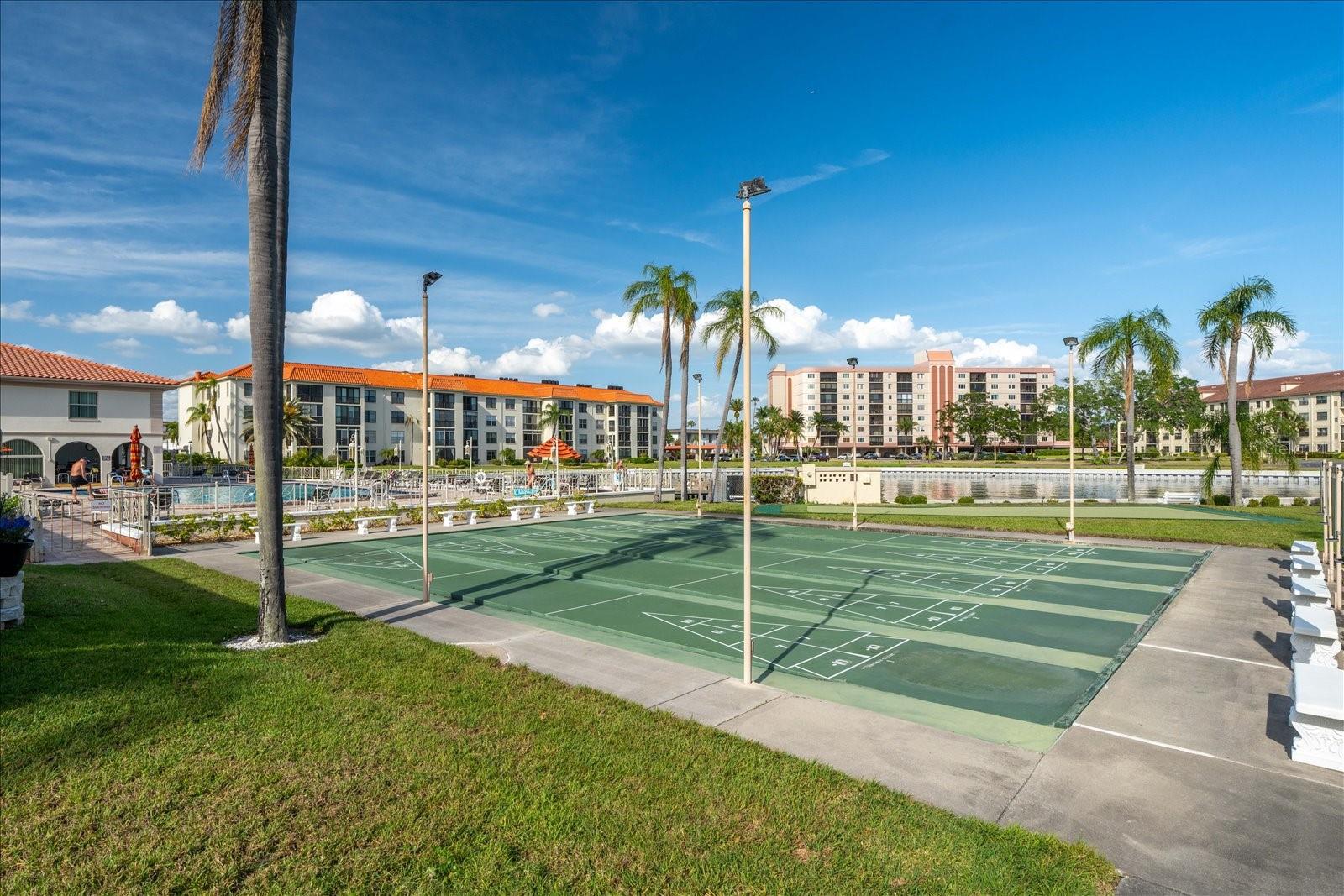 Image 37 of 54 For 19029 Us Highway 19 N 21e