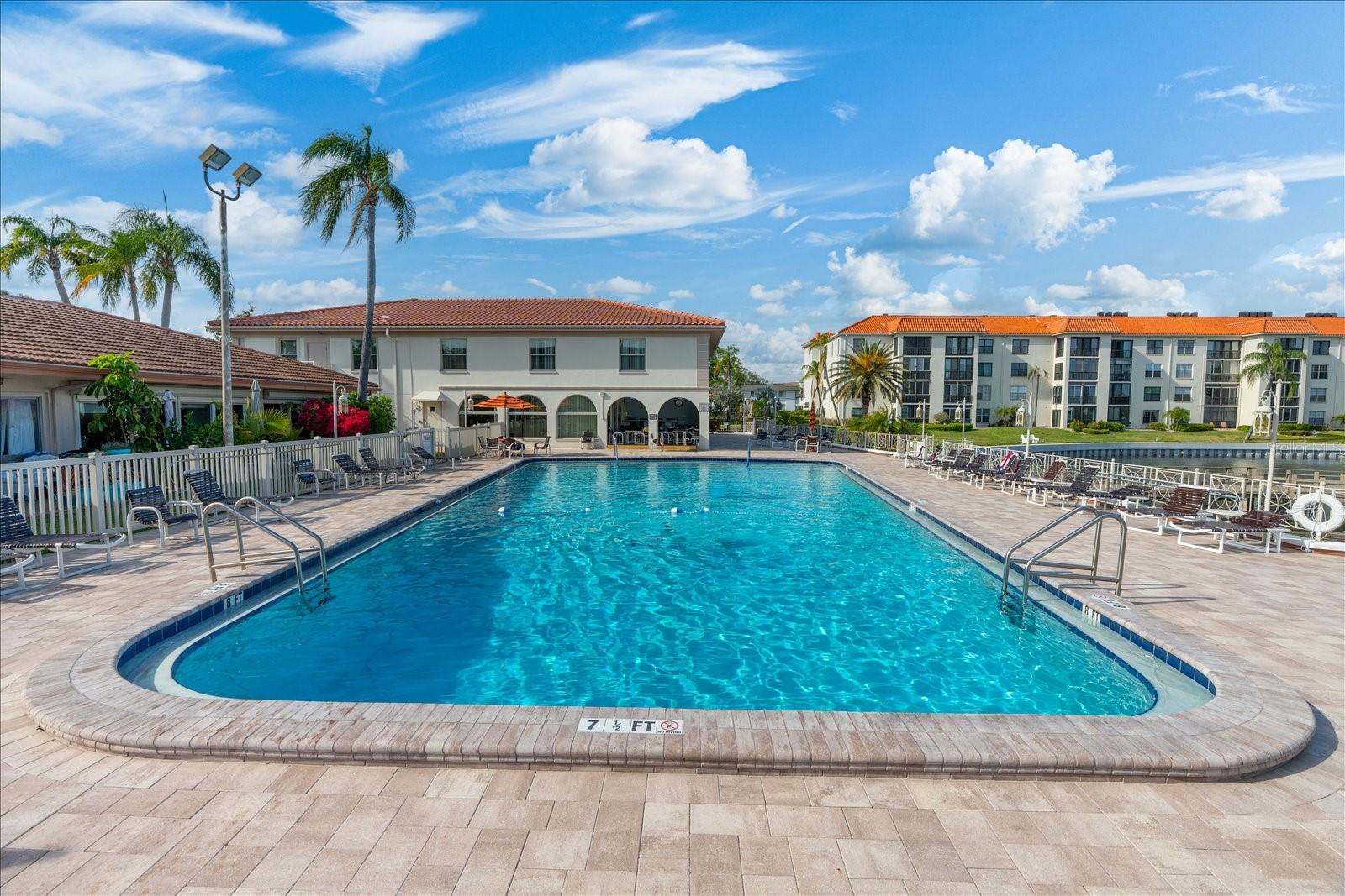 Image 38 of 54 For 19029 Us Highway 19 N 21e