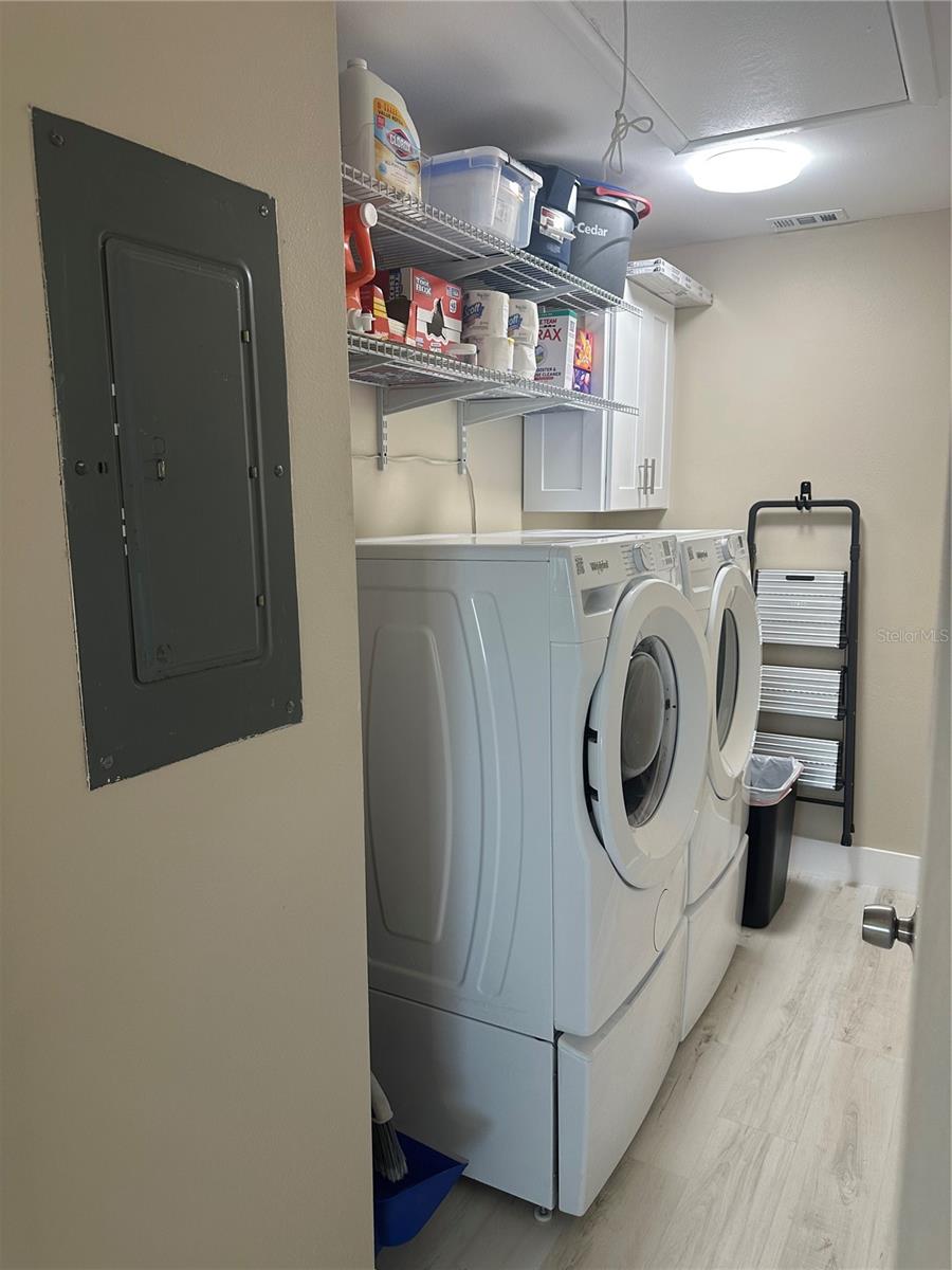 Image 43 of 54 For 19029 Us Highway 19 N 21e