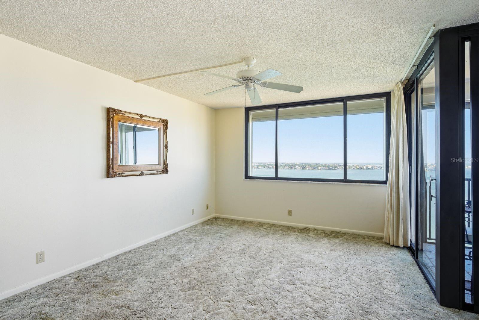 Listing photo id 8 for 6287 Bahia Del Mar Circle 1202