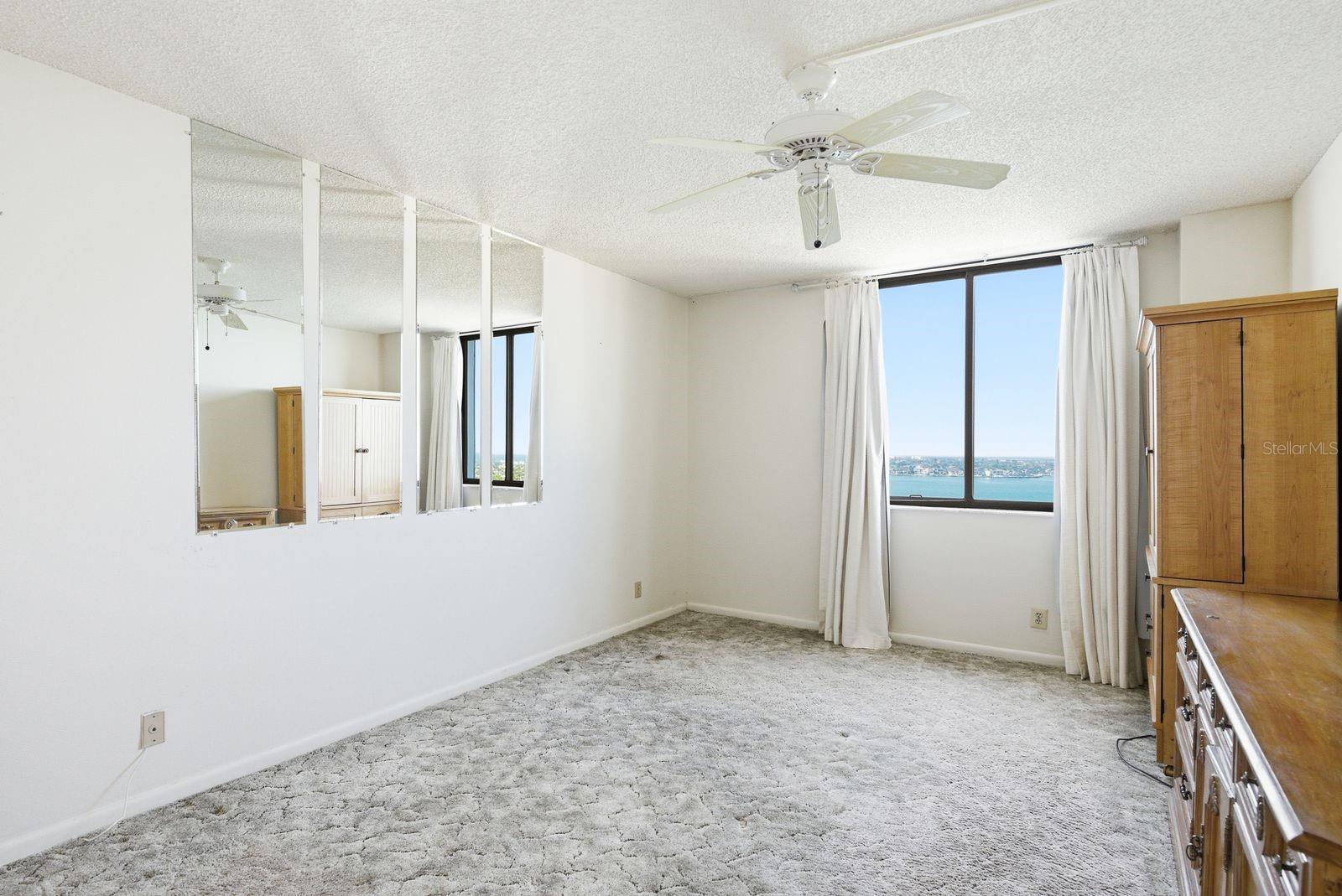 Listing photo id 16 for 6287 Bahia Del Mar Circle 1202