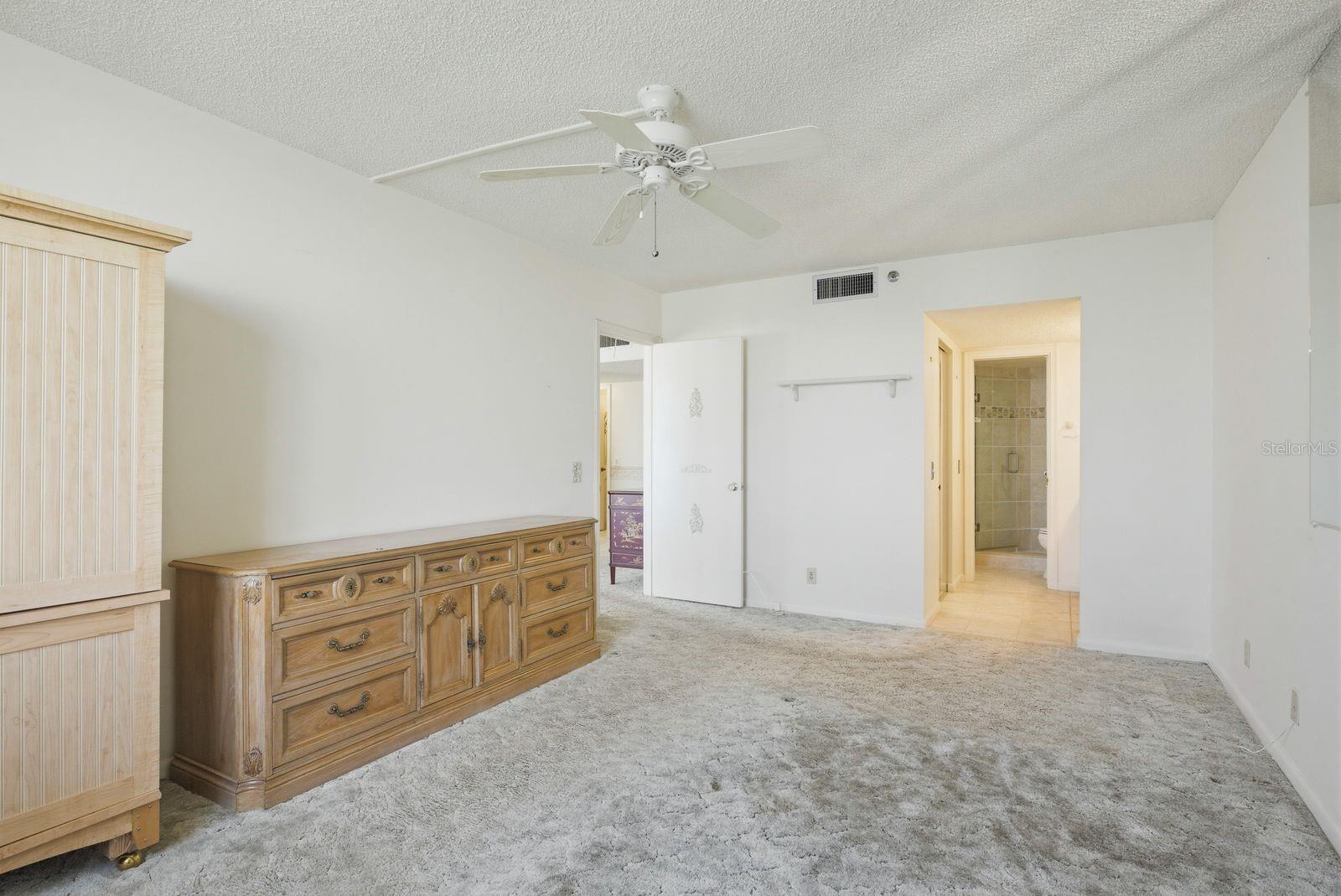 Listing photo id 17 for 6287 Bahia Del Mar Circle 1202