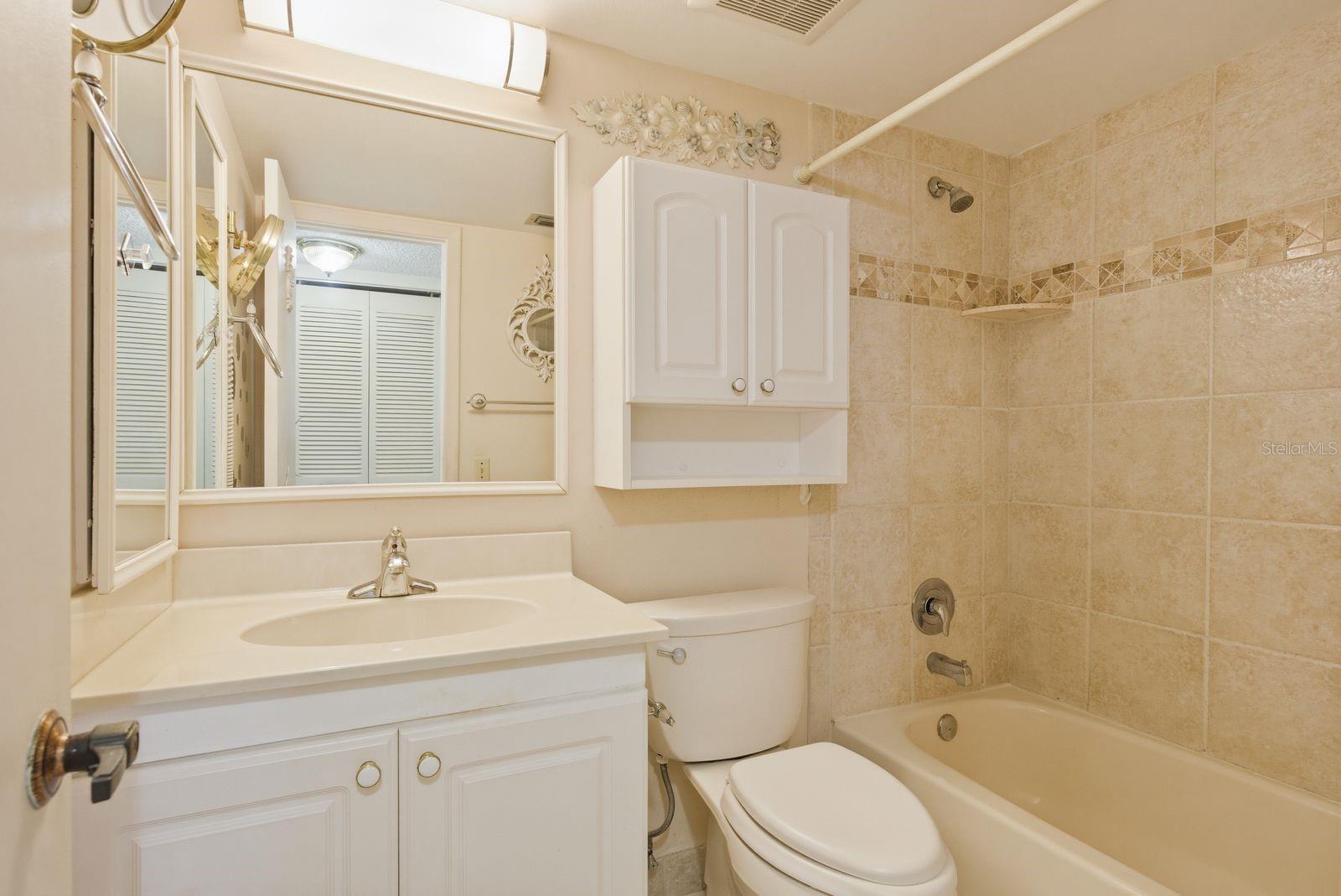 Listing photo id 22 for 6287 Bahia Del Mar Circle 1202