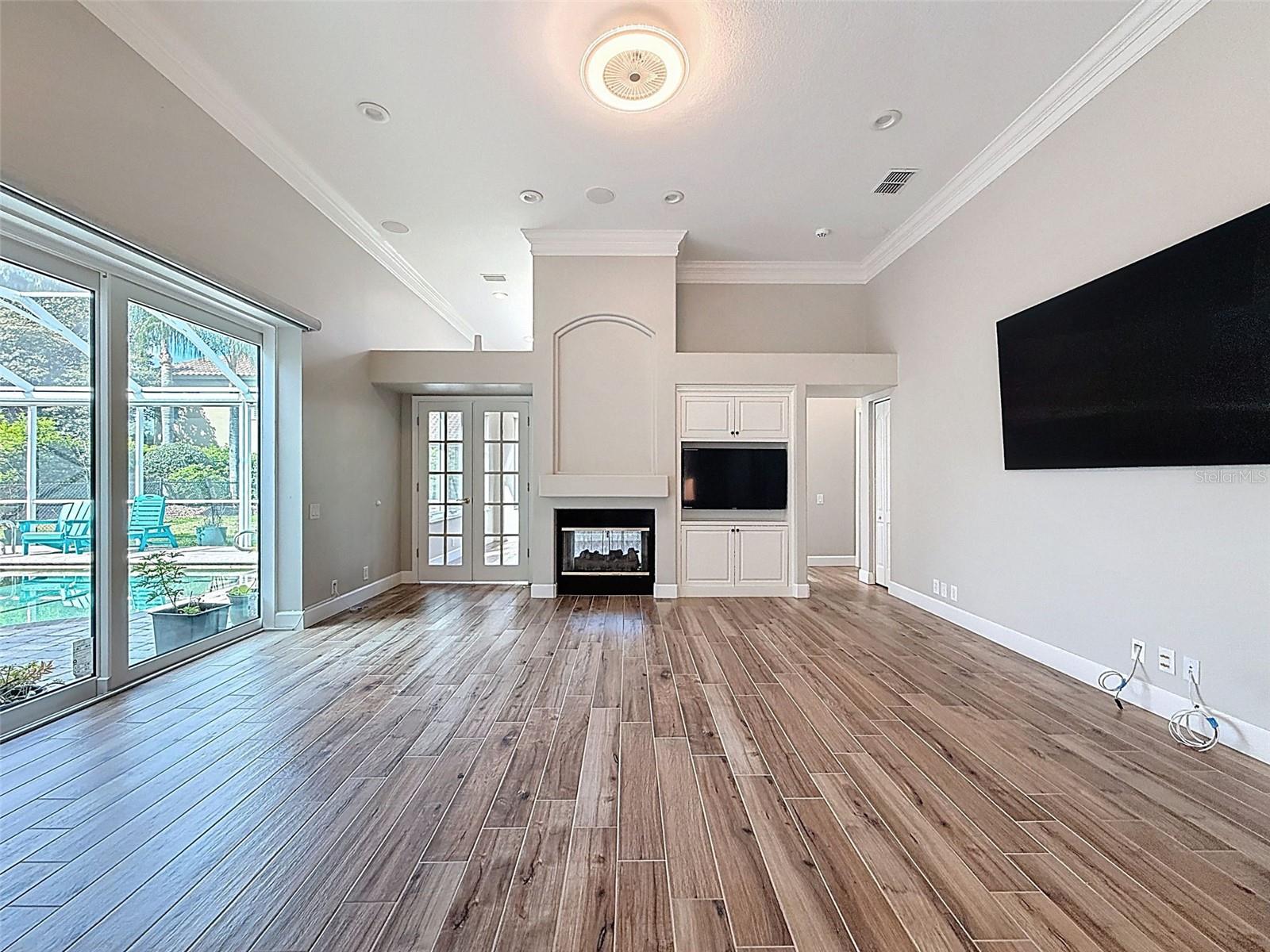 Image 33 of 100 For 3997 Mimosa Place