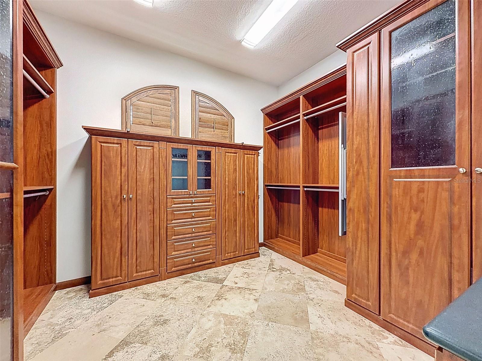 Image 45 of 100 For 3997 Mimosa Place