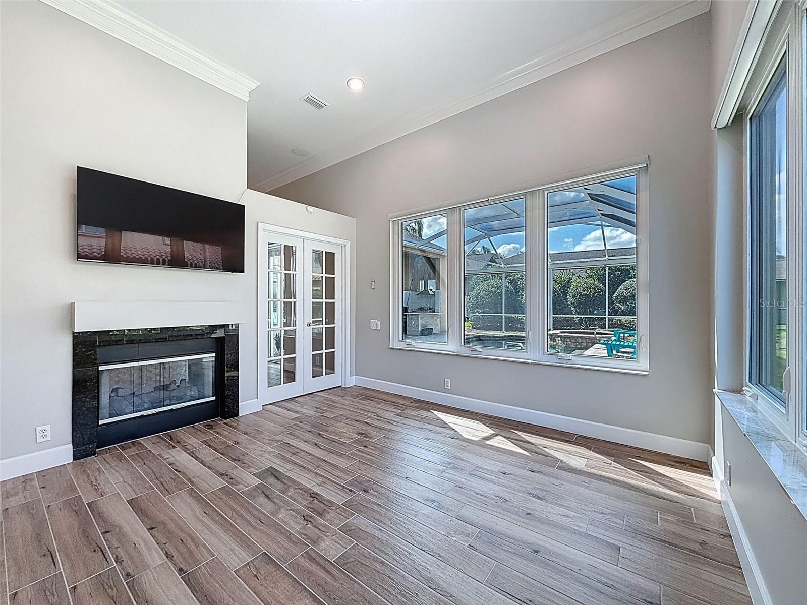 Image 74 of 100 For 3997 Mimosa Place