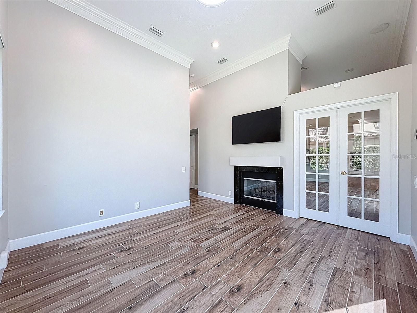 Image 75 of 100 For 3997 Mimosa Place