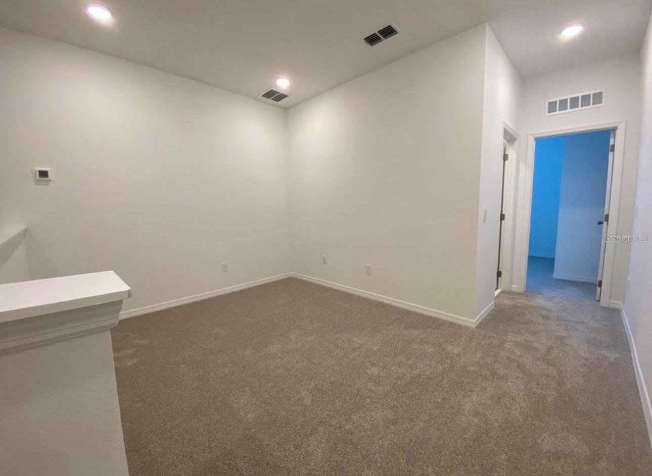 Image 14 of 36 For 2668 Spider Lily Court