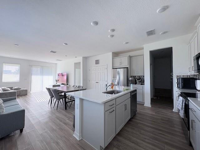 Image 23 of 36 For 2668 Spider Lily Court