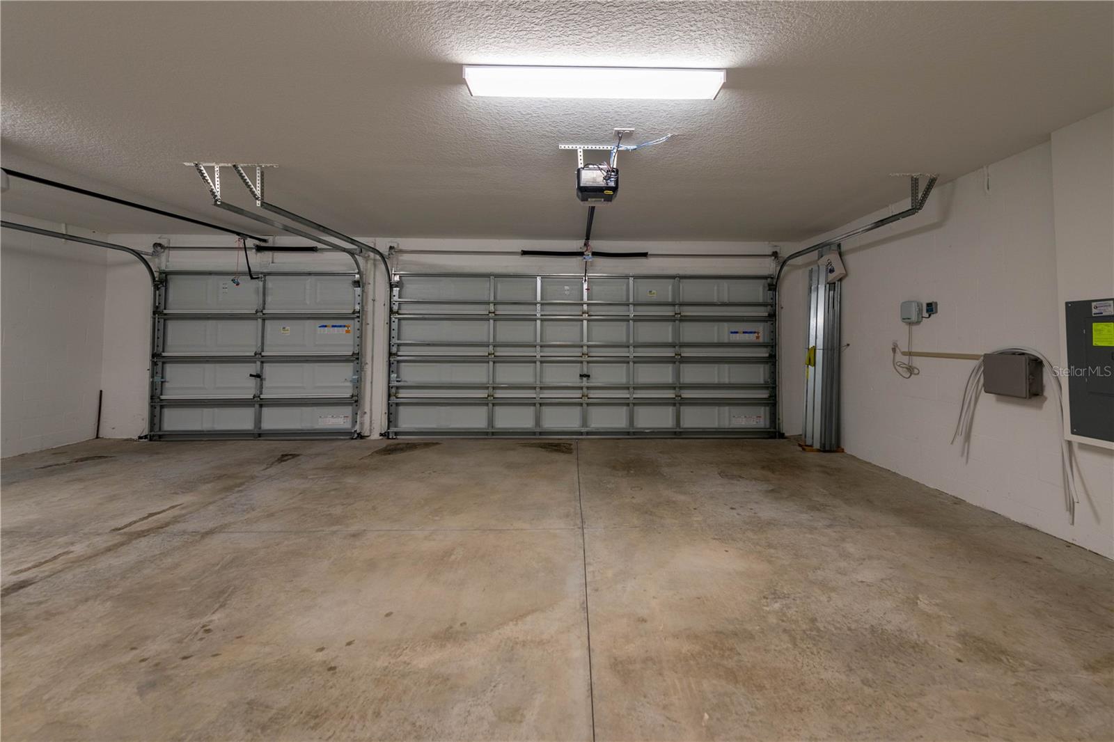 Image 30 of 34 For 1837 Sand Daisy Place