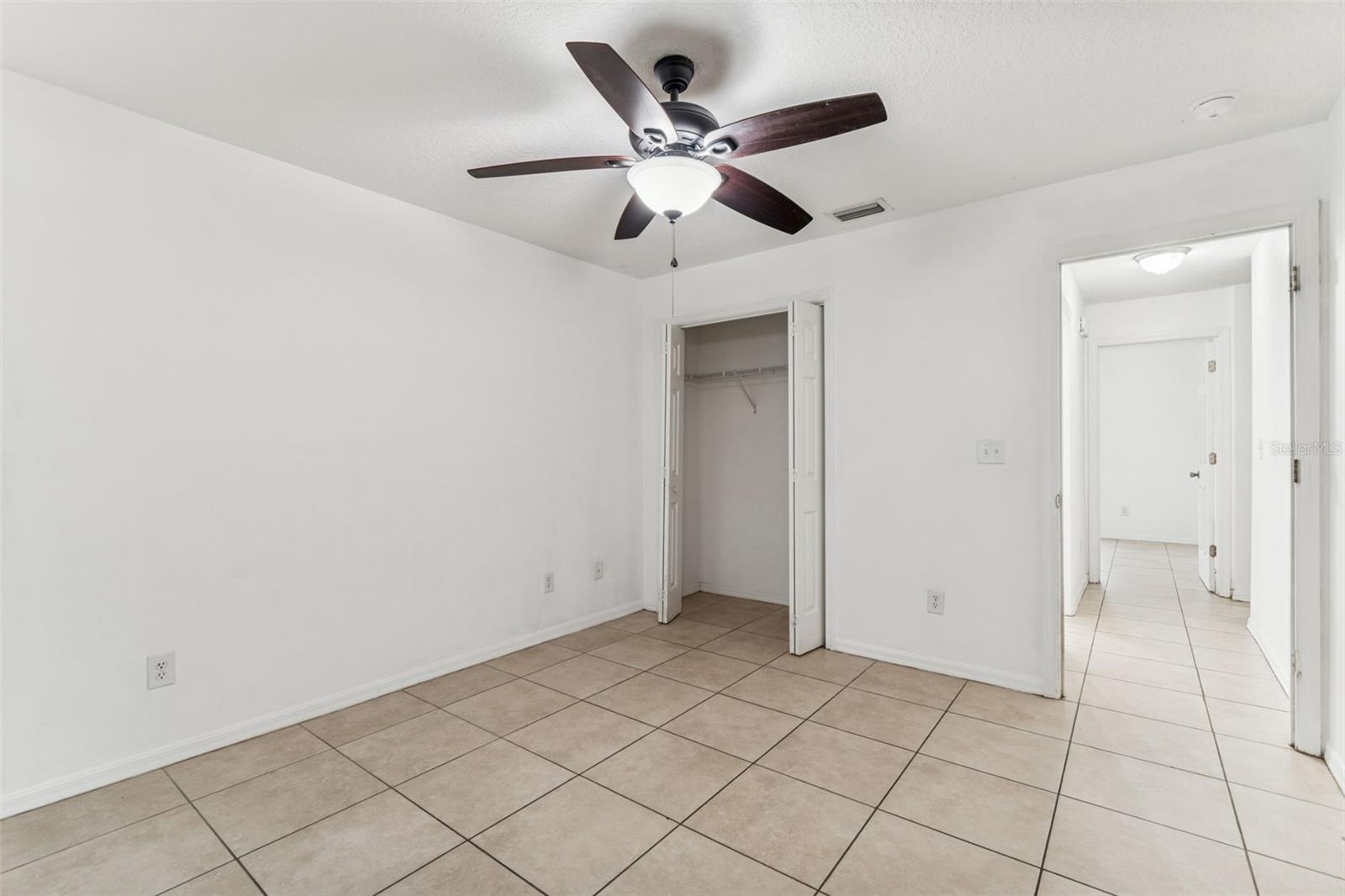 Image 18 of 25 For 14 Charles Avenue