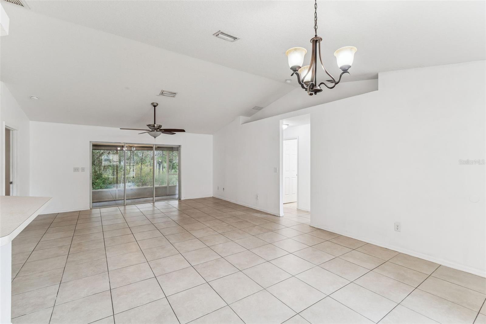 Image 7 of 25 For 14 Charles Avenue