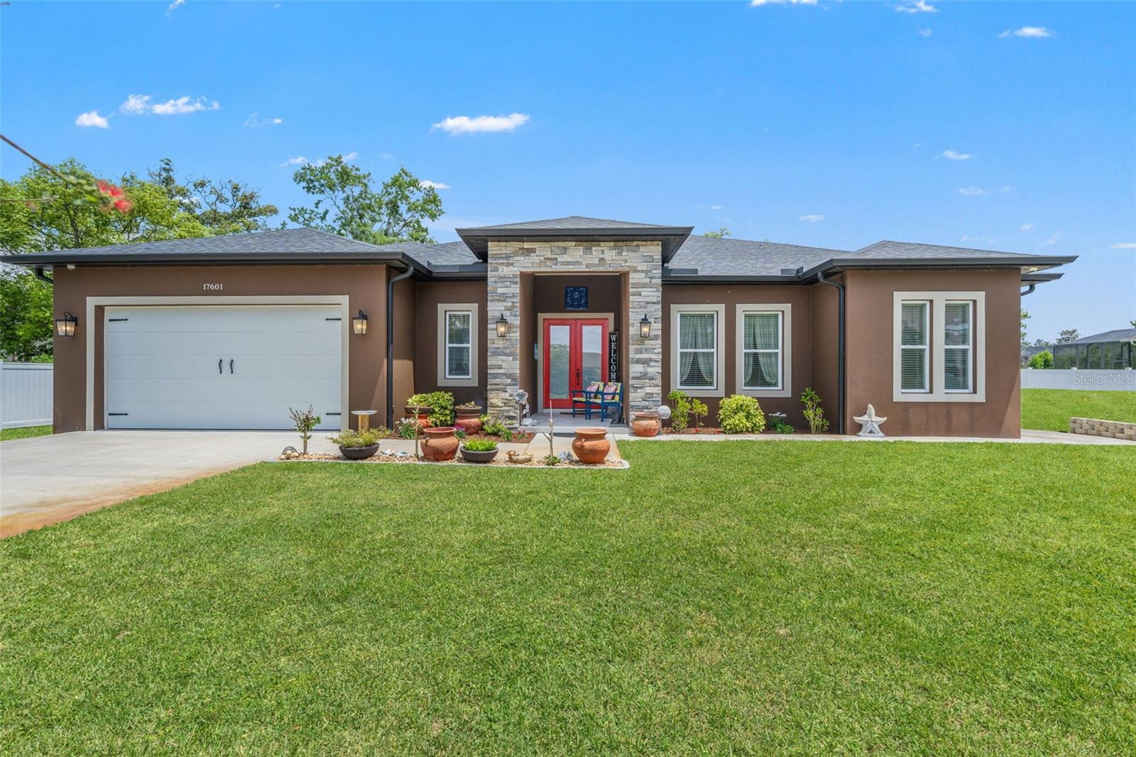 Details for 17601 Hanna Road, LUTZ, FL 33549