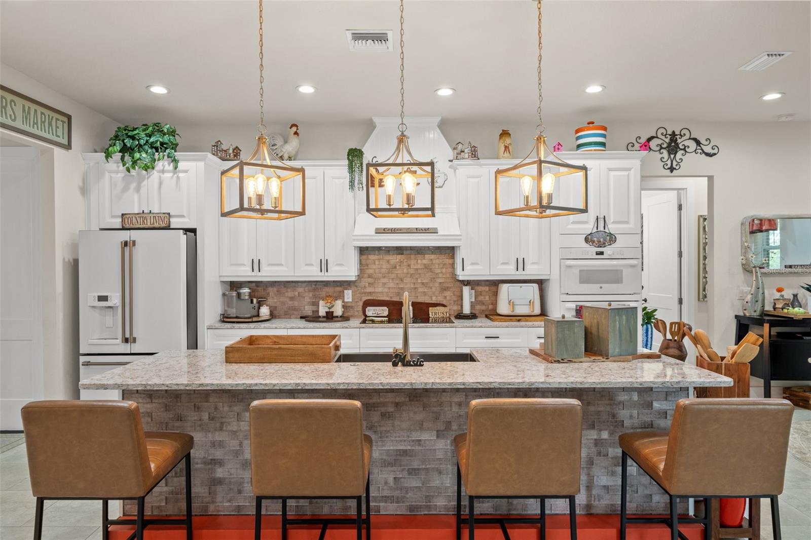 Image 12 of 48 For 17601 Hanna Road