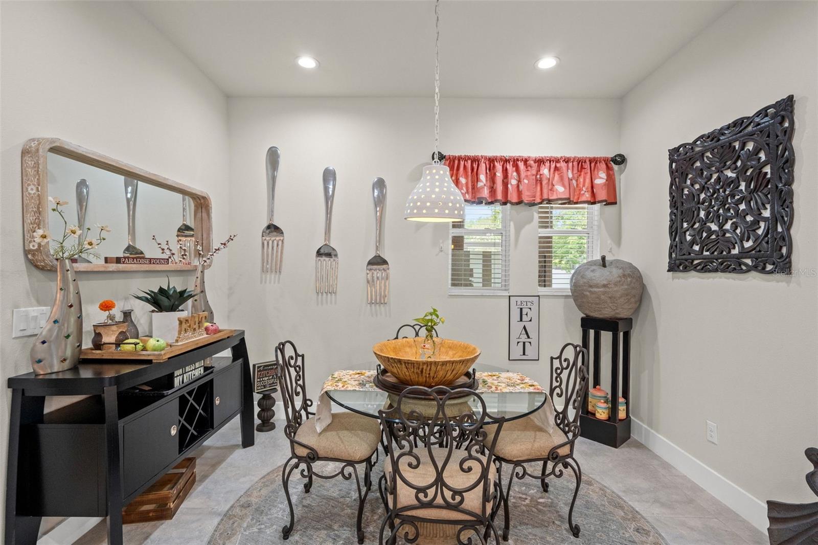 Image 18 of 48 For 17601 Hanna Road