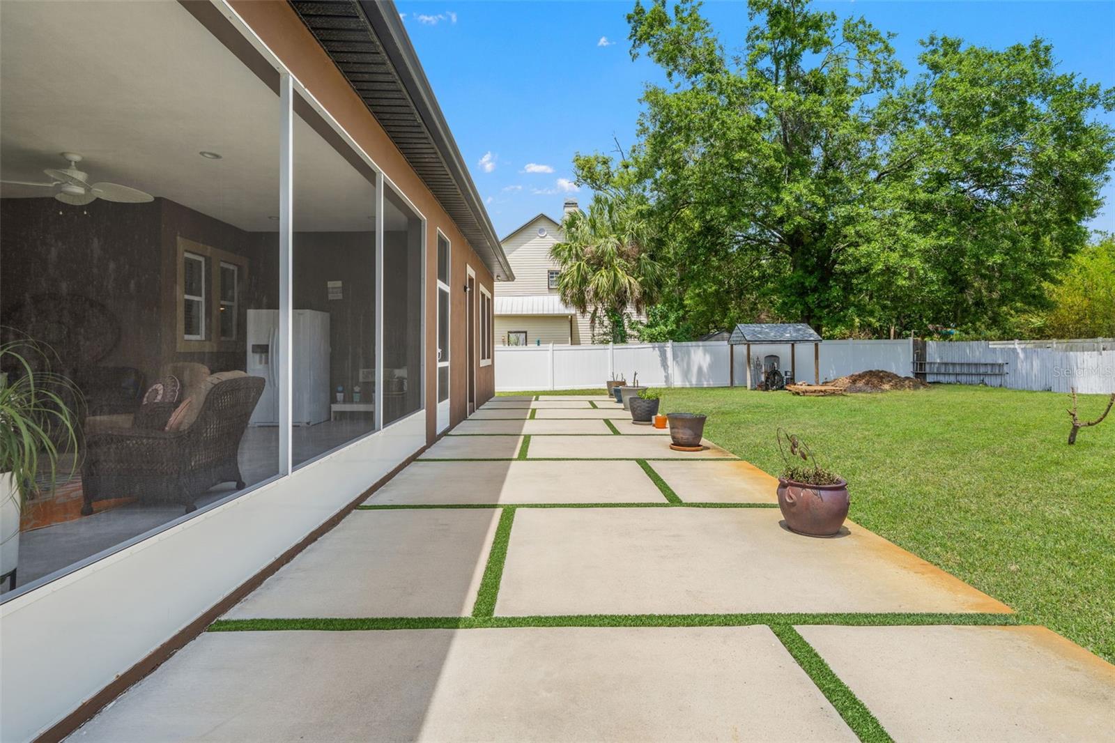 Image 40 of 48 For 17601 Hanna Road