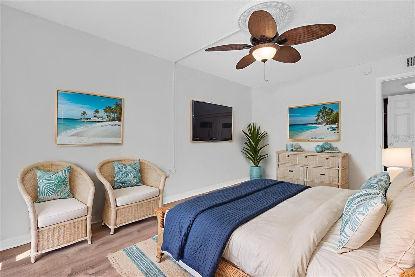 Image 16 of 49 For 4902 38th Way S 109