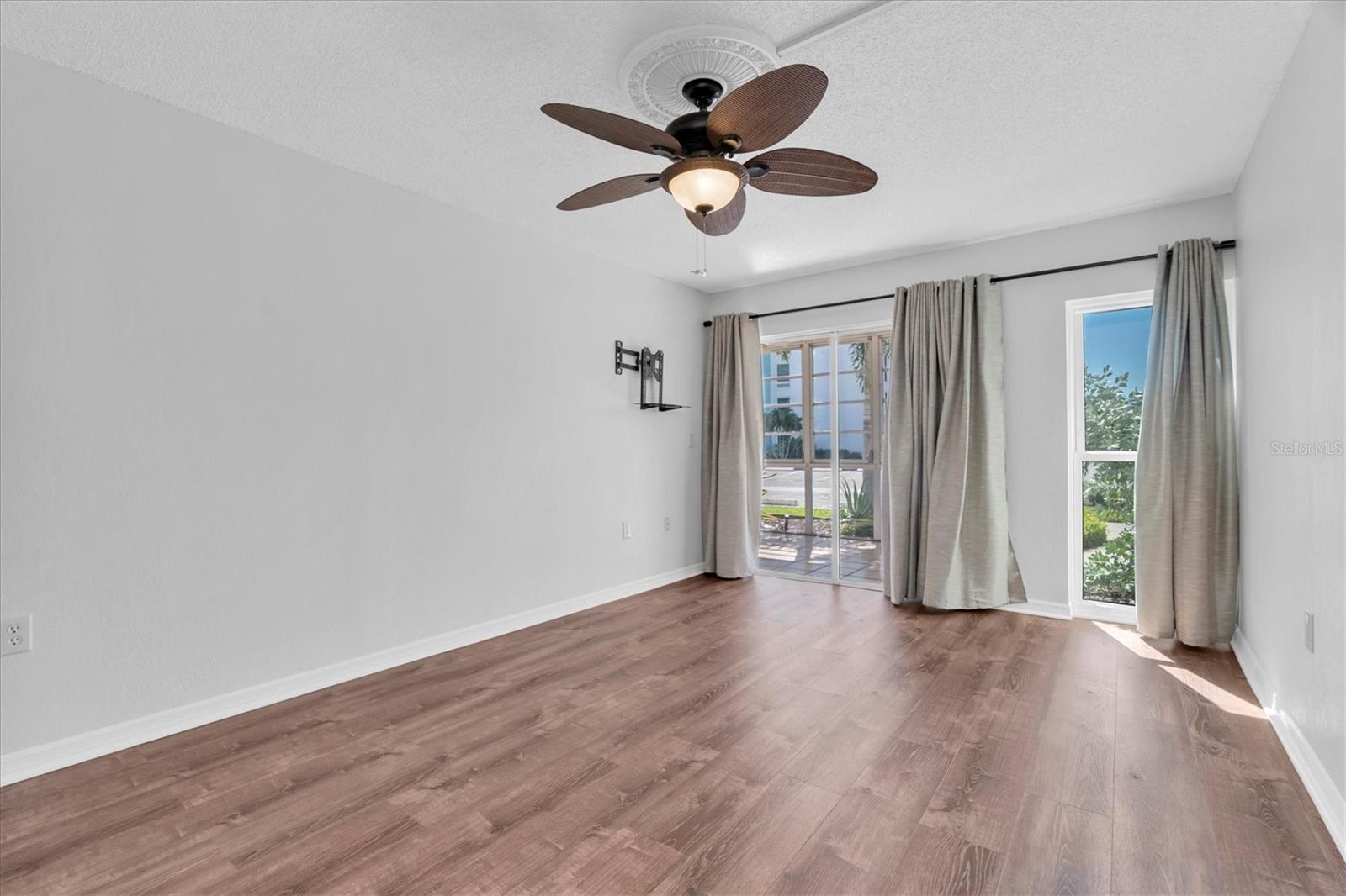 Image 17 of 49 For 4902 38th Way S 109