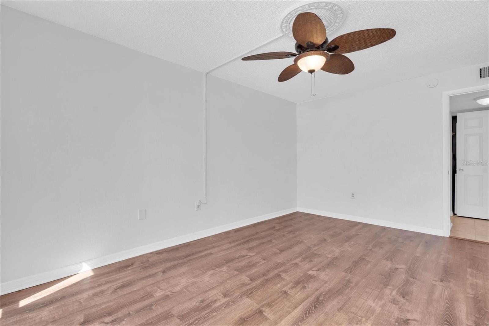 Image 18 of 49 For 4902 38th Way S 109