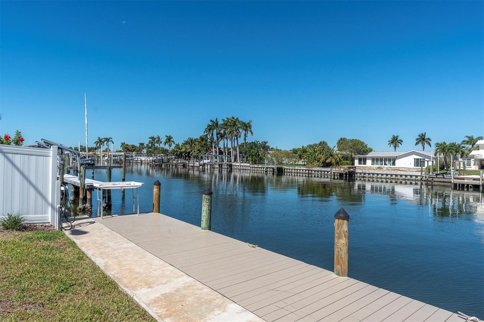 Image 27 of 49 For 4902 38th Way S 109