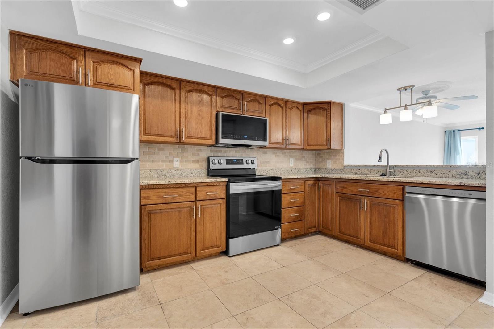 Image 6 of 49 For 4902 38th Way S 109