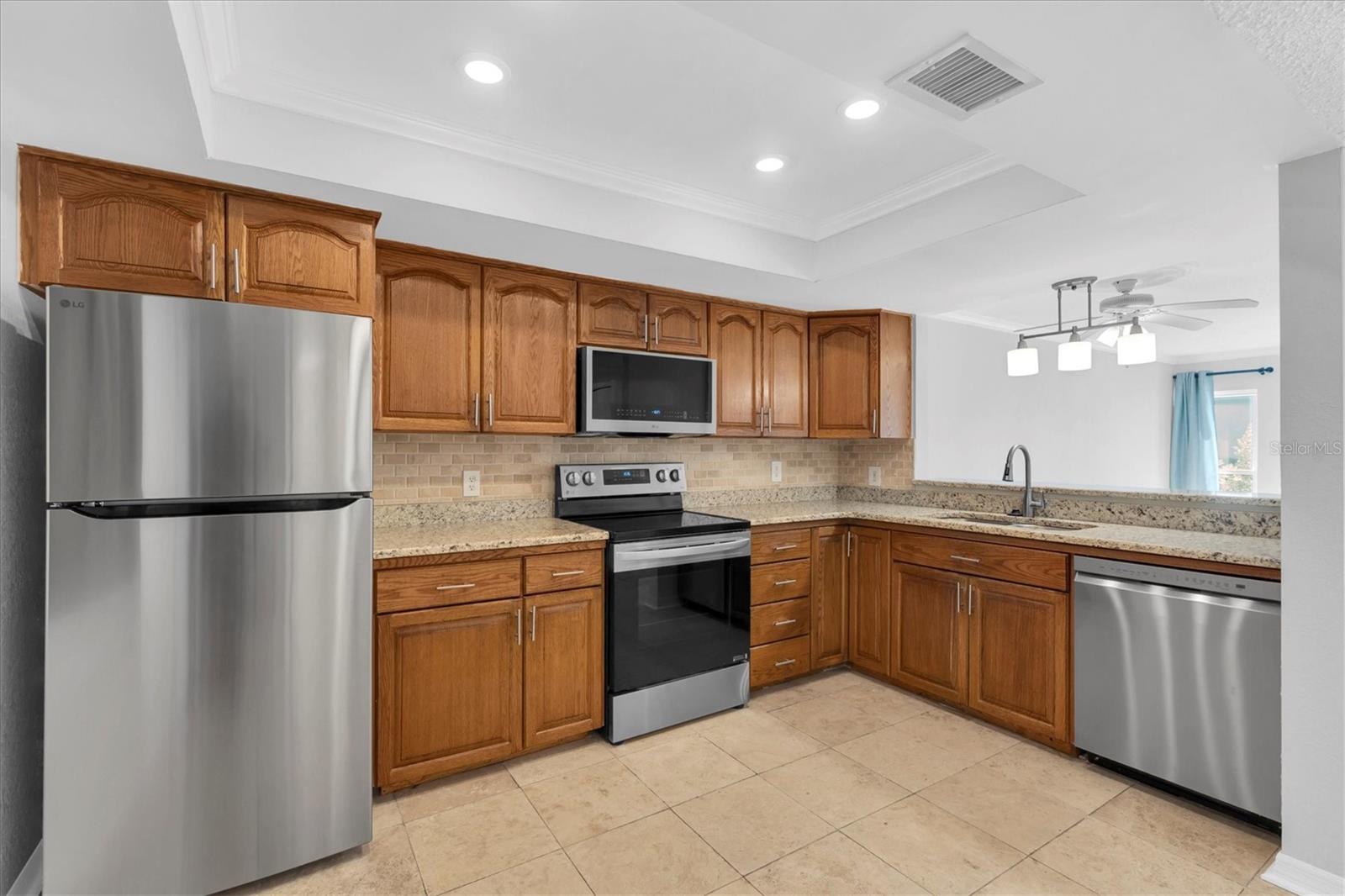 Image 7 of 49 For 4902 38th Way S 109