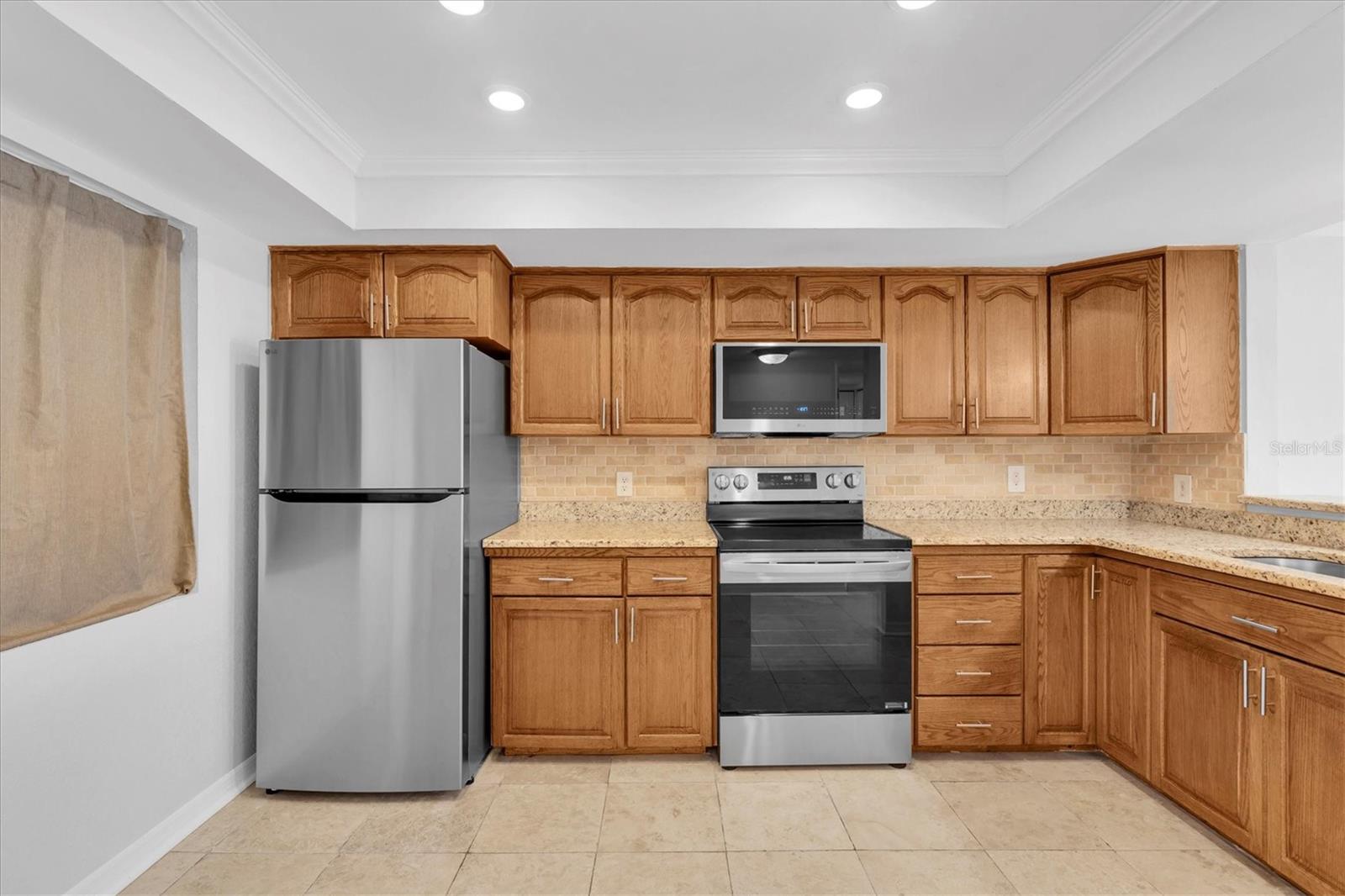 Image 8 of 49 For 4902 38th Way S 109