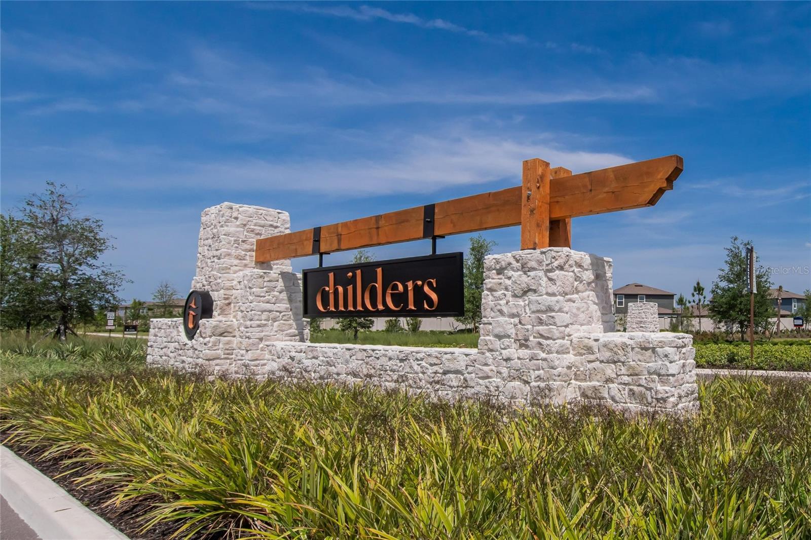 Image 2 of 29 For 34780 Rainville Loop