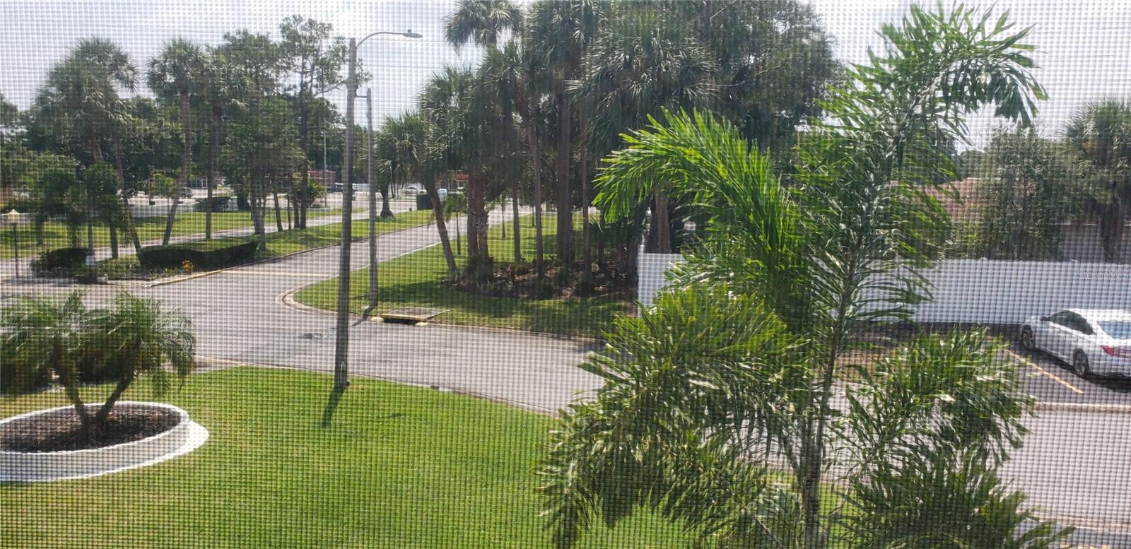 Image 15 of 24 For 7701 Starkey Road 102