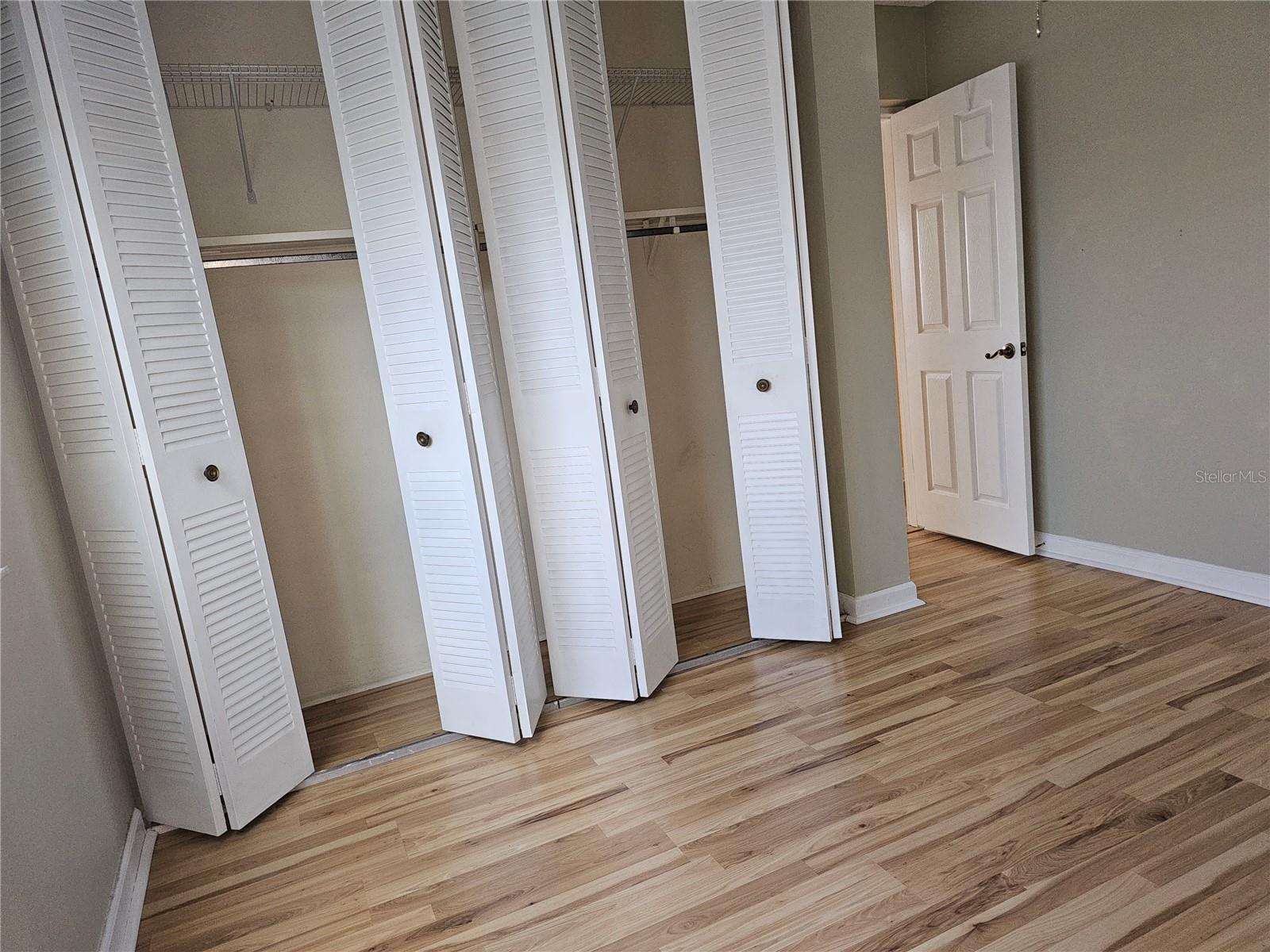 Image 9 of 24 For 7701 Starkey Road 102